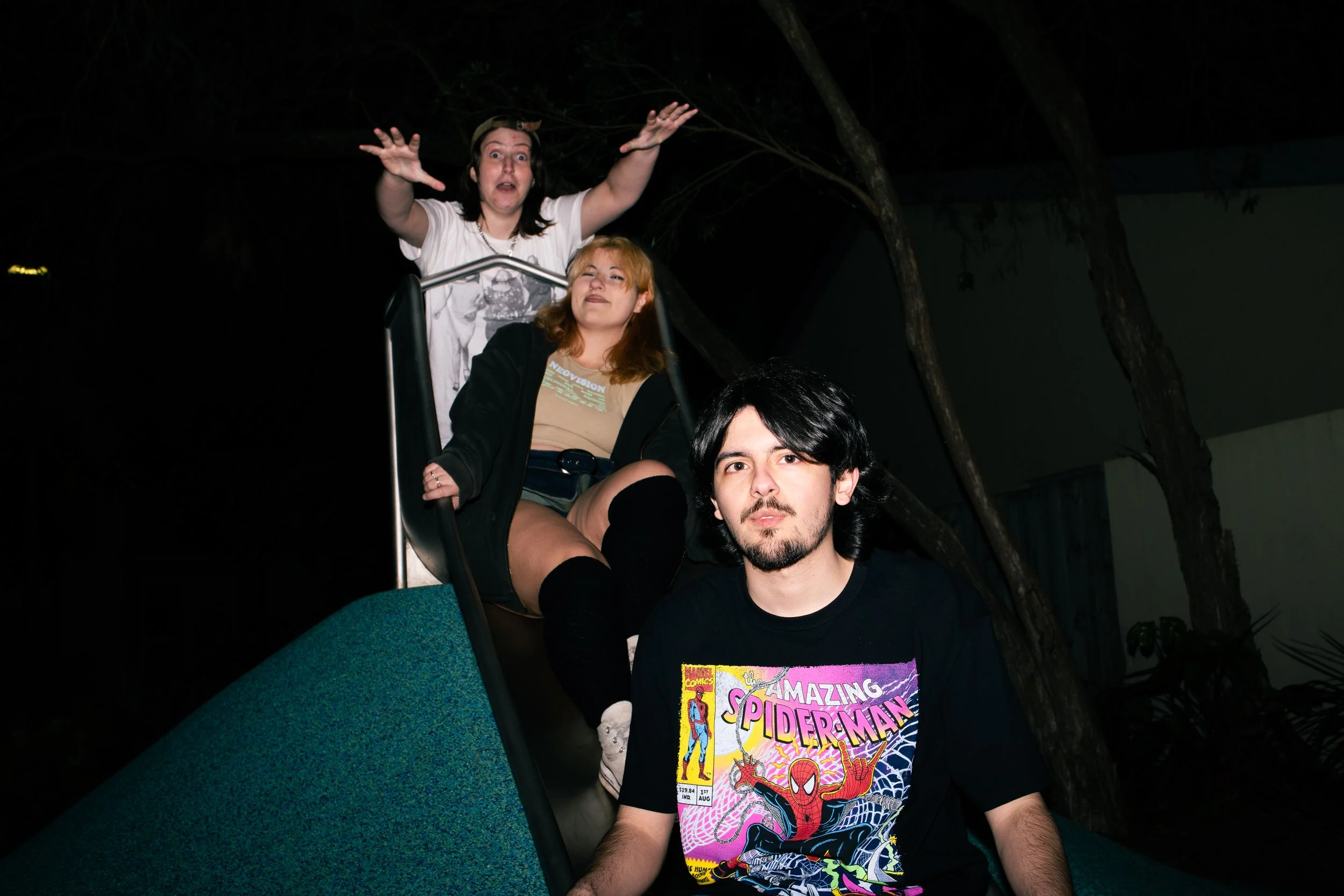 James, Aimee, Maddie / shot by @mulletstainz