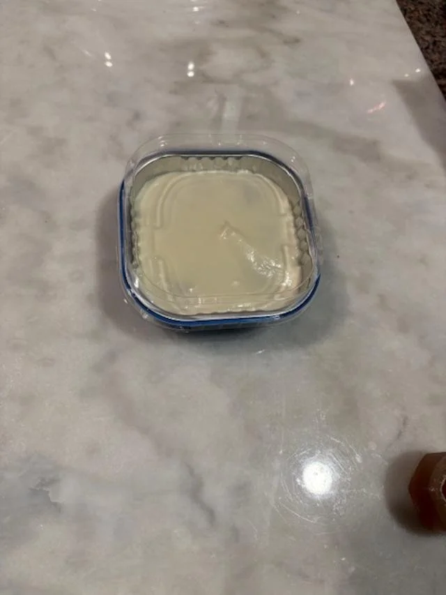 10oz Mini Carrot Cake