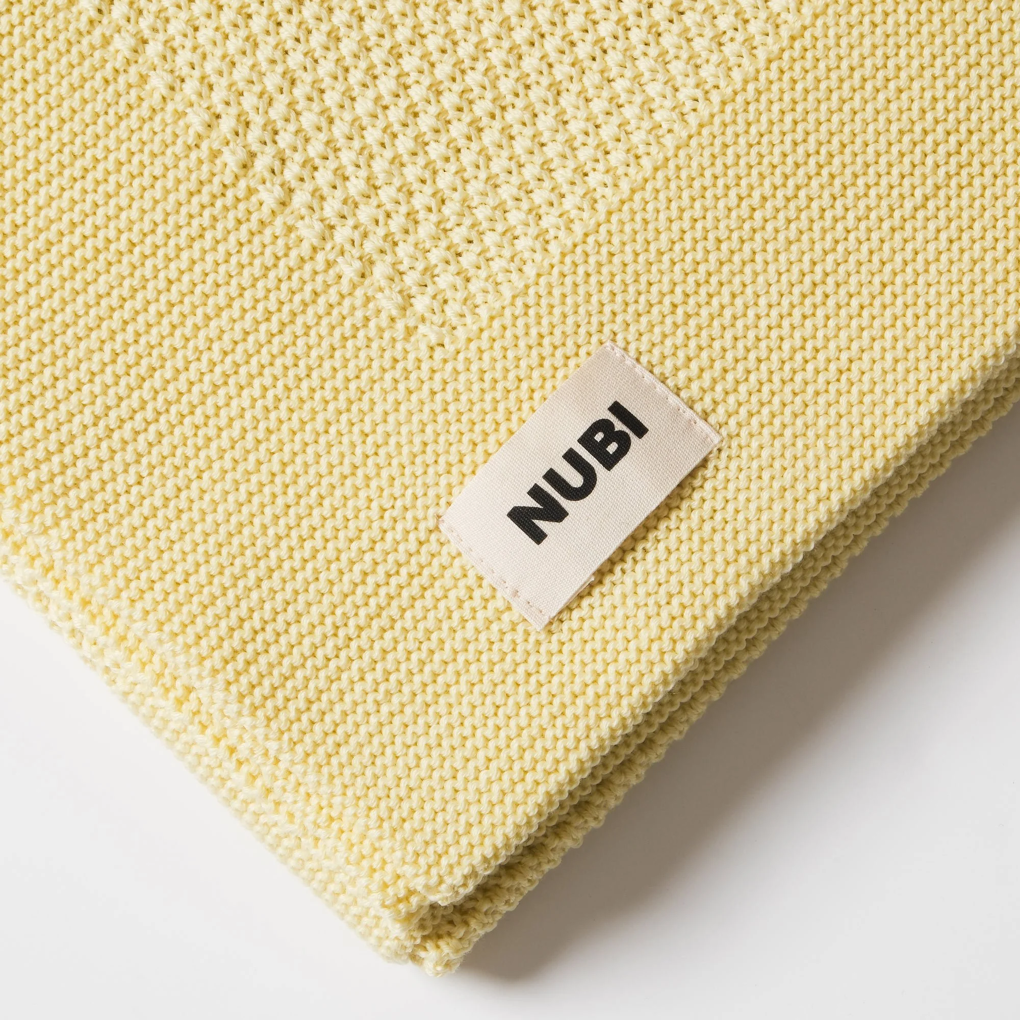 Leni-blanket-yellow-2.jpg