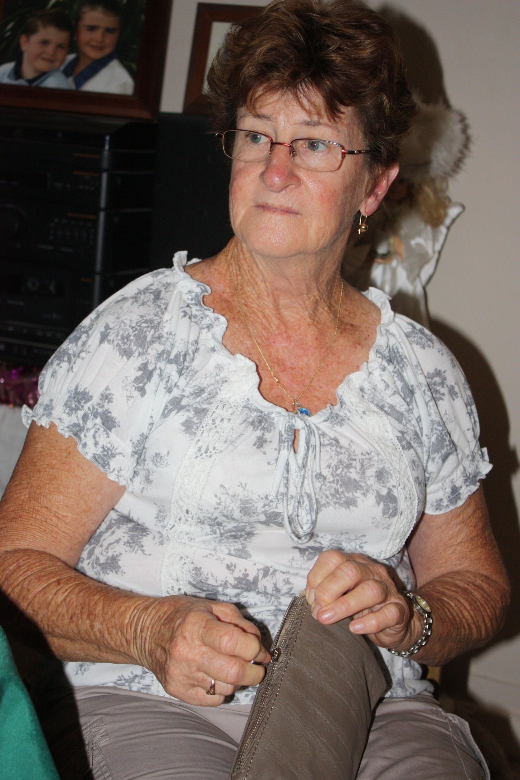 Mum+-+Christmas+25+Dec+12.jpg