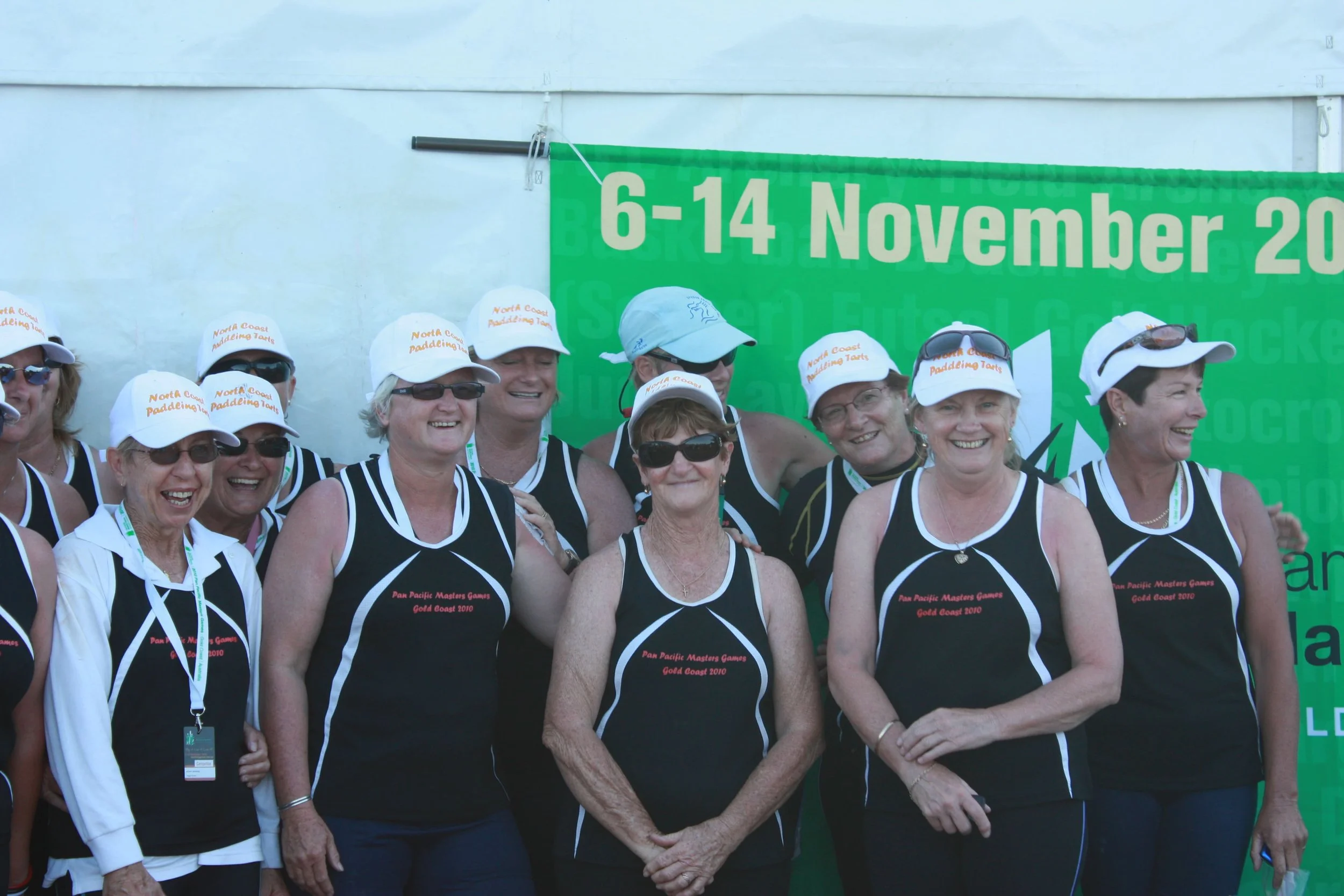 Mum - Dragon Boat 13 Nov 2010 (12).jpg