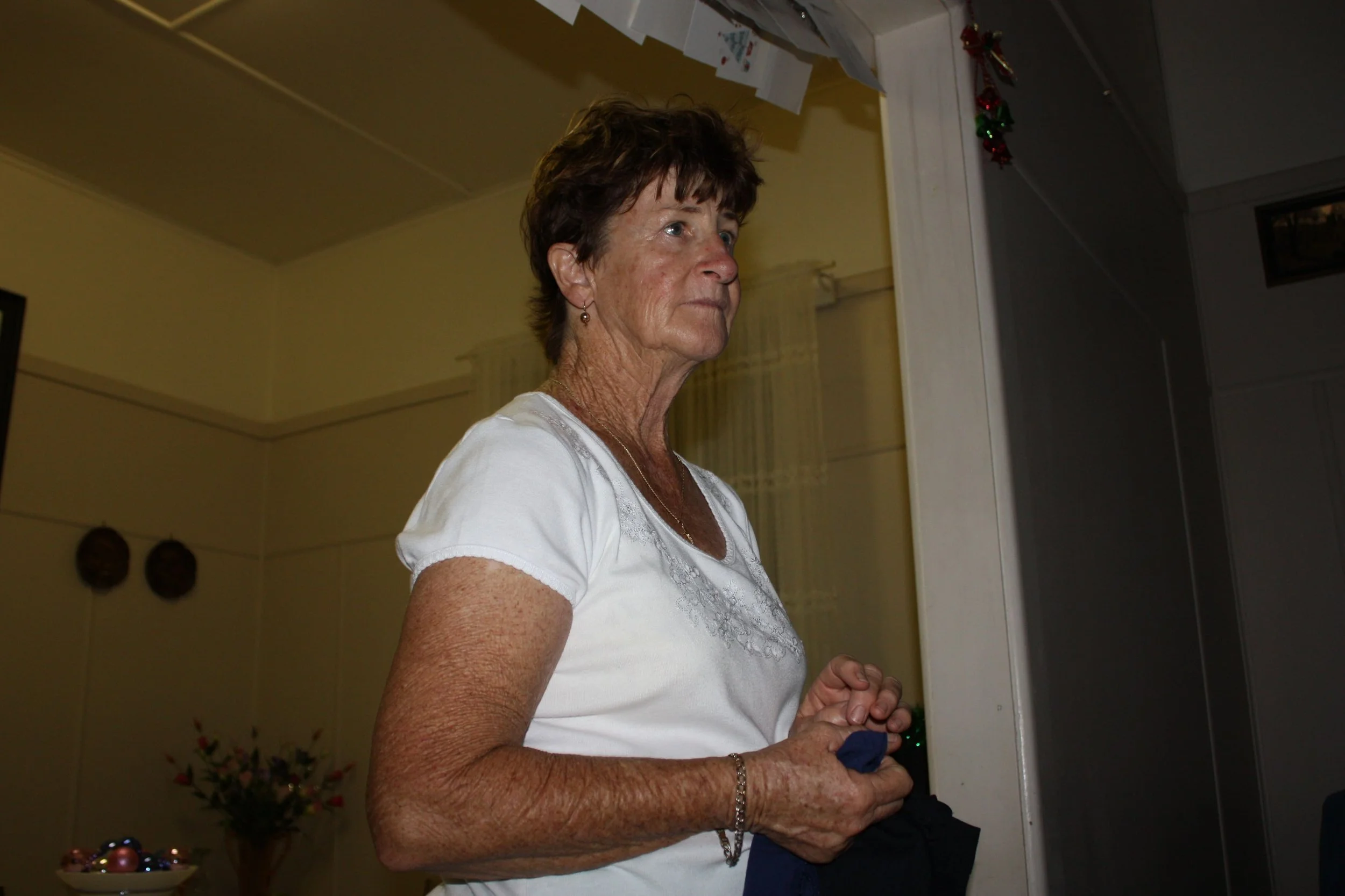 Mum - Christmas 24 Dec 09.jpg