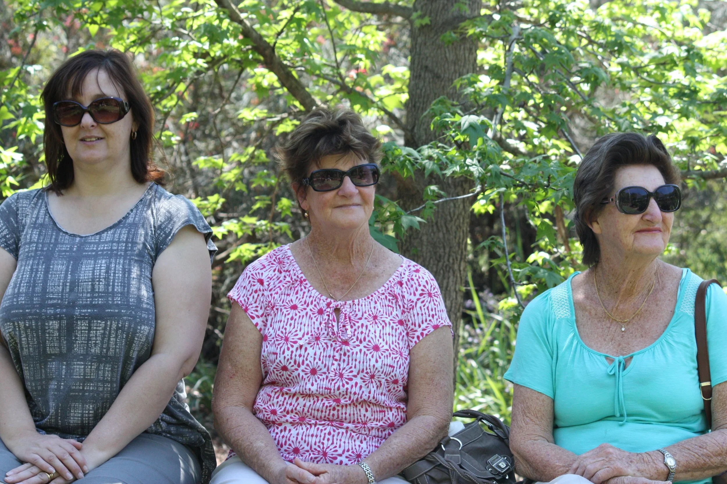Jenny, Mum & Aunty Fay 21 Sep 2013.jpg