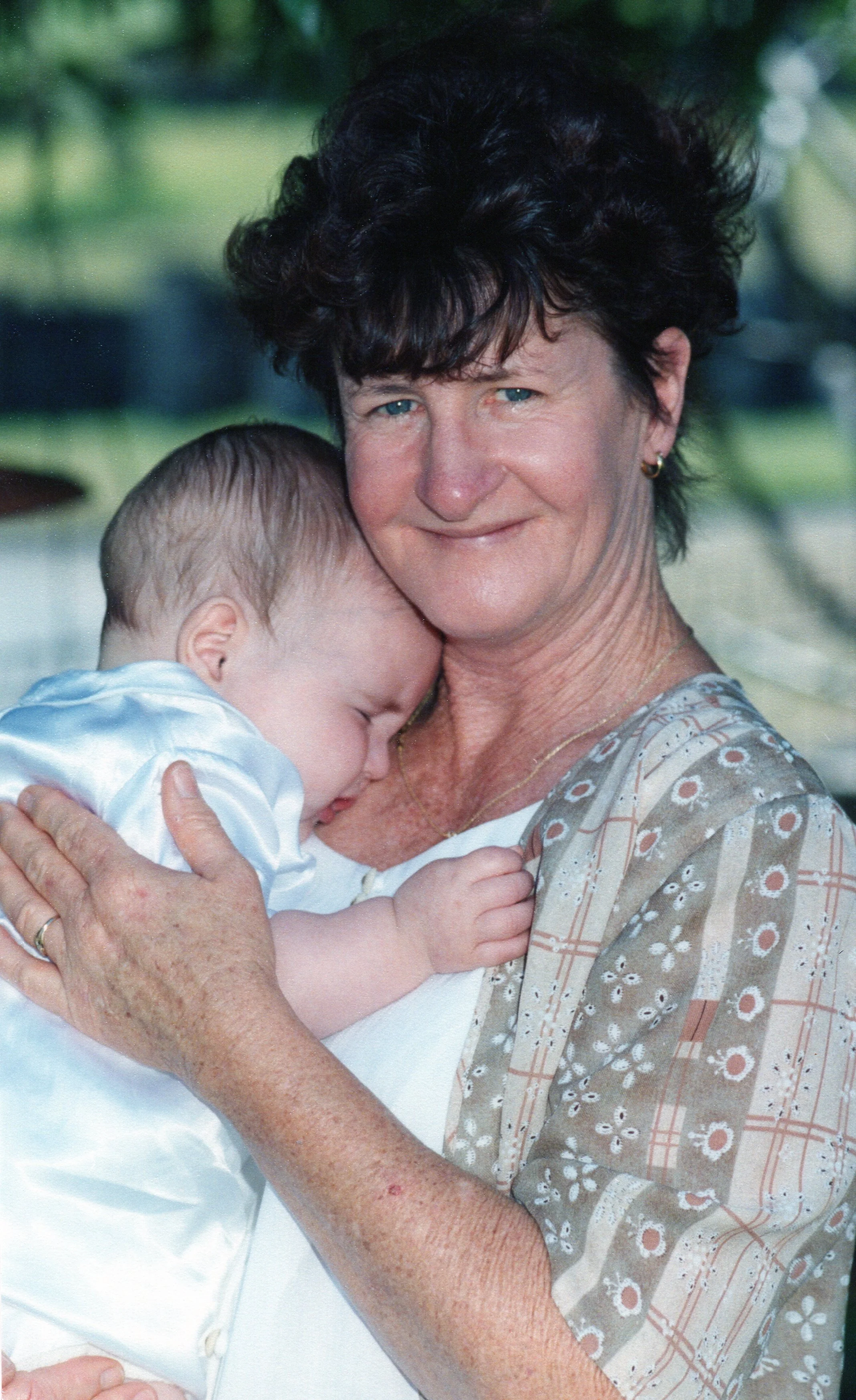 Matthew & Mum - Oct 1999.jpg