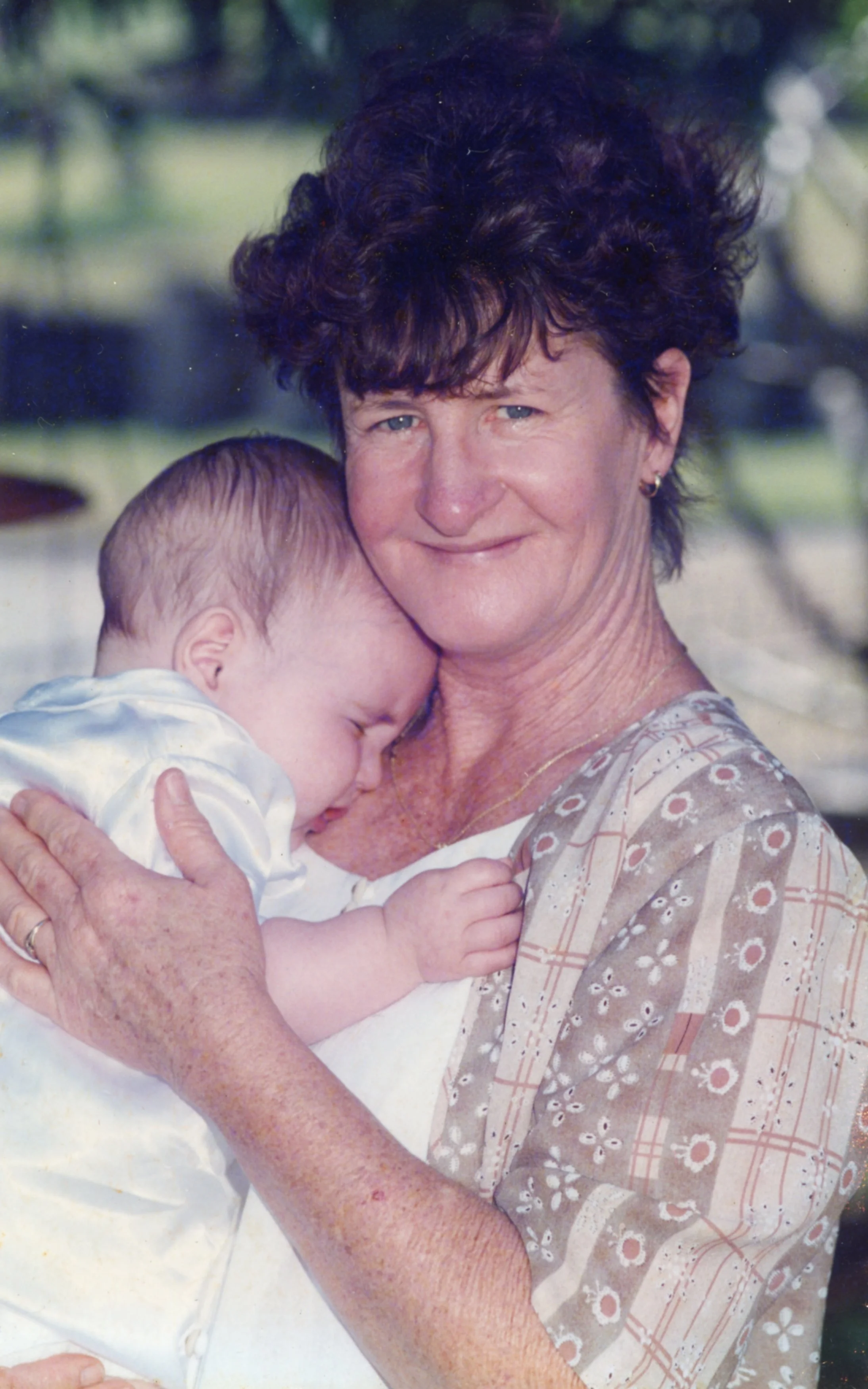 Mum & Baby Matthew 1999.jpg