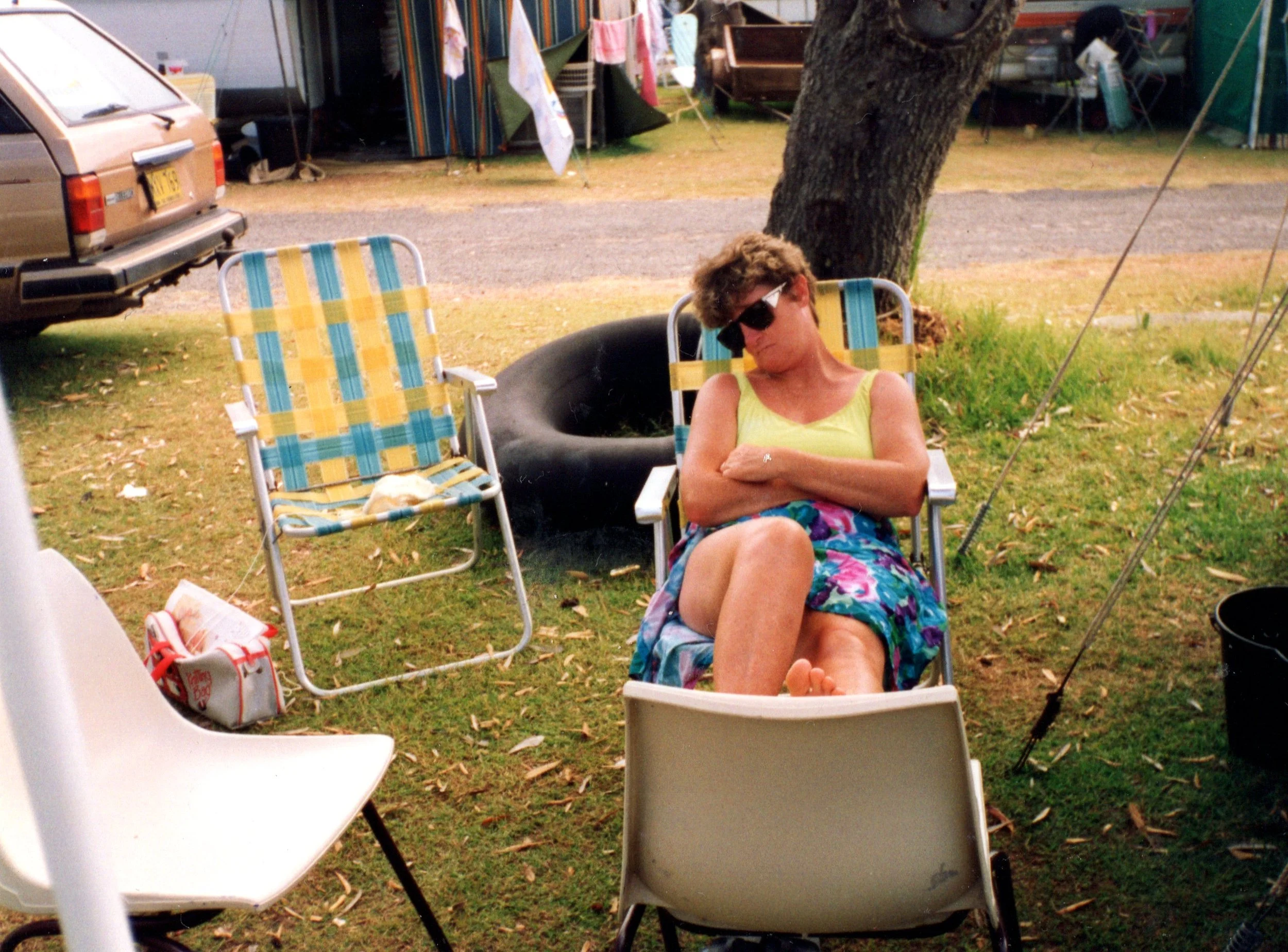 Mum Sleeping - 2 Jan 1994.jpg
