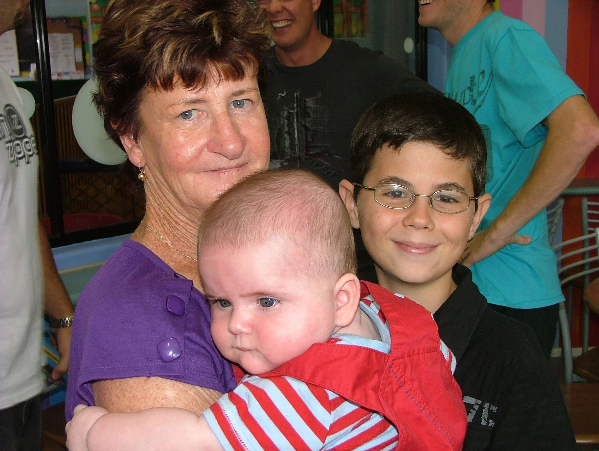 Mum, Brendan & Baxter 14 Dec 08.jpg