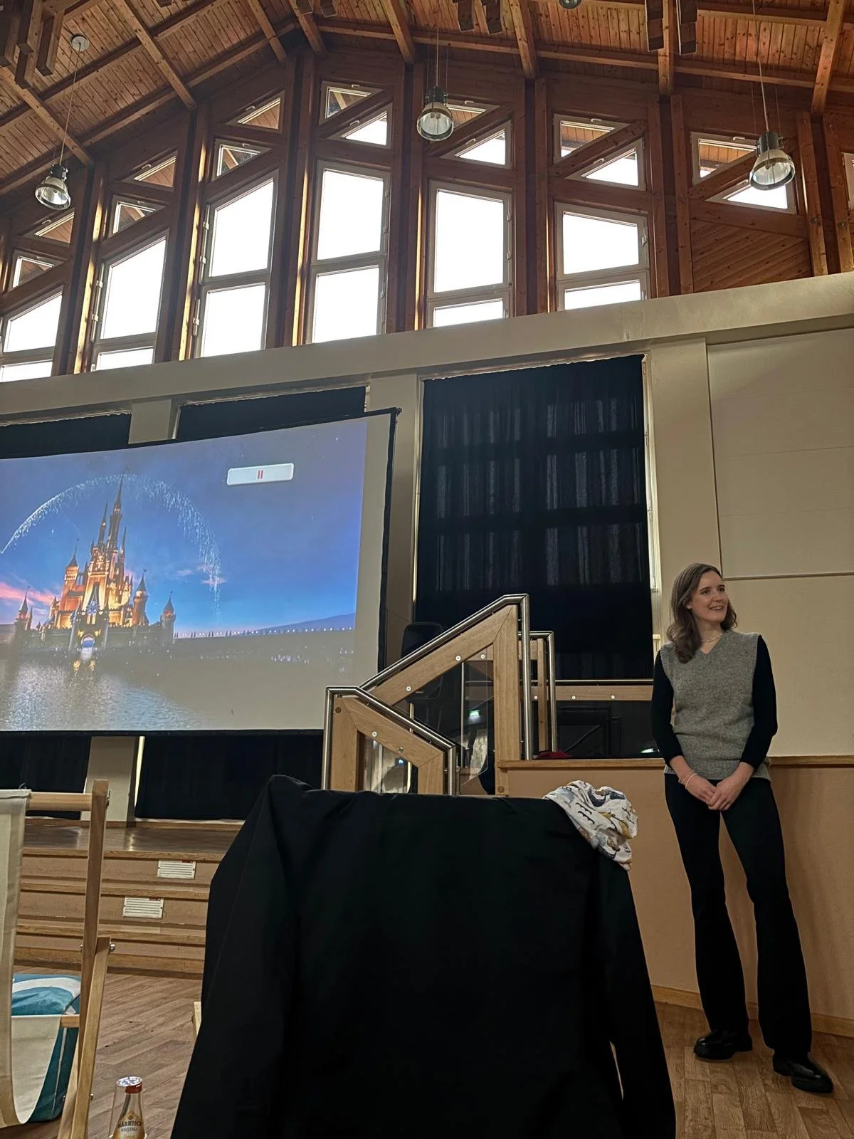 Marie Moissl bei der Anmoderation