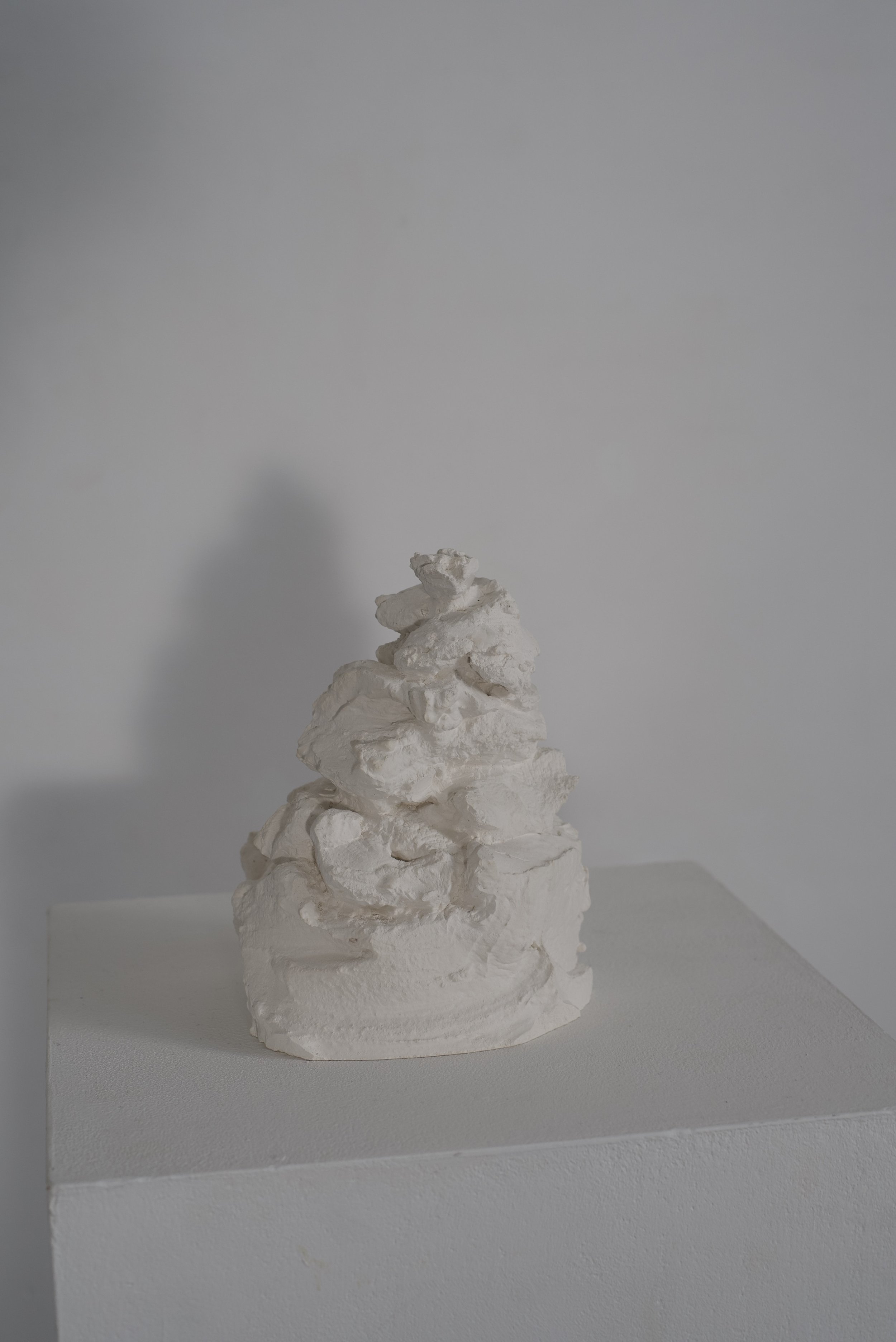 Leda, 15x13cm, plaster, 2026