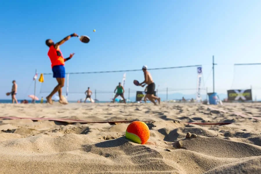 beach-tennis-uvghogjprj0dim6s.jpg