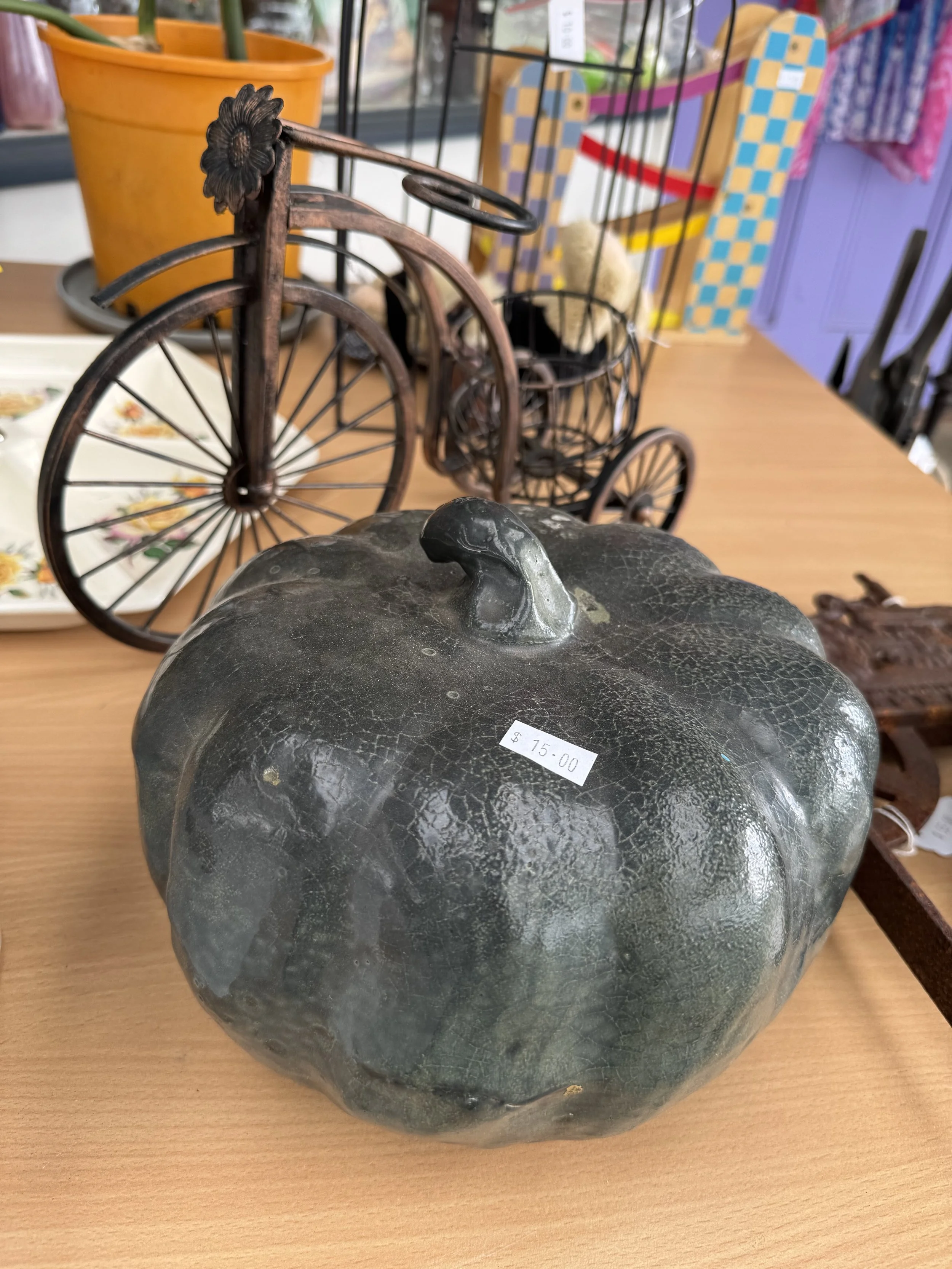 vintage ceramic pottery pumpkin green