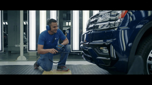 veo-studio-creation (3) - 01.gif