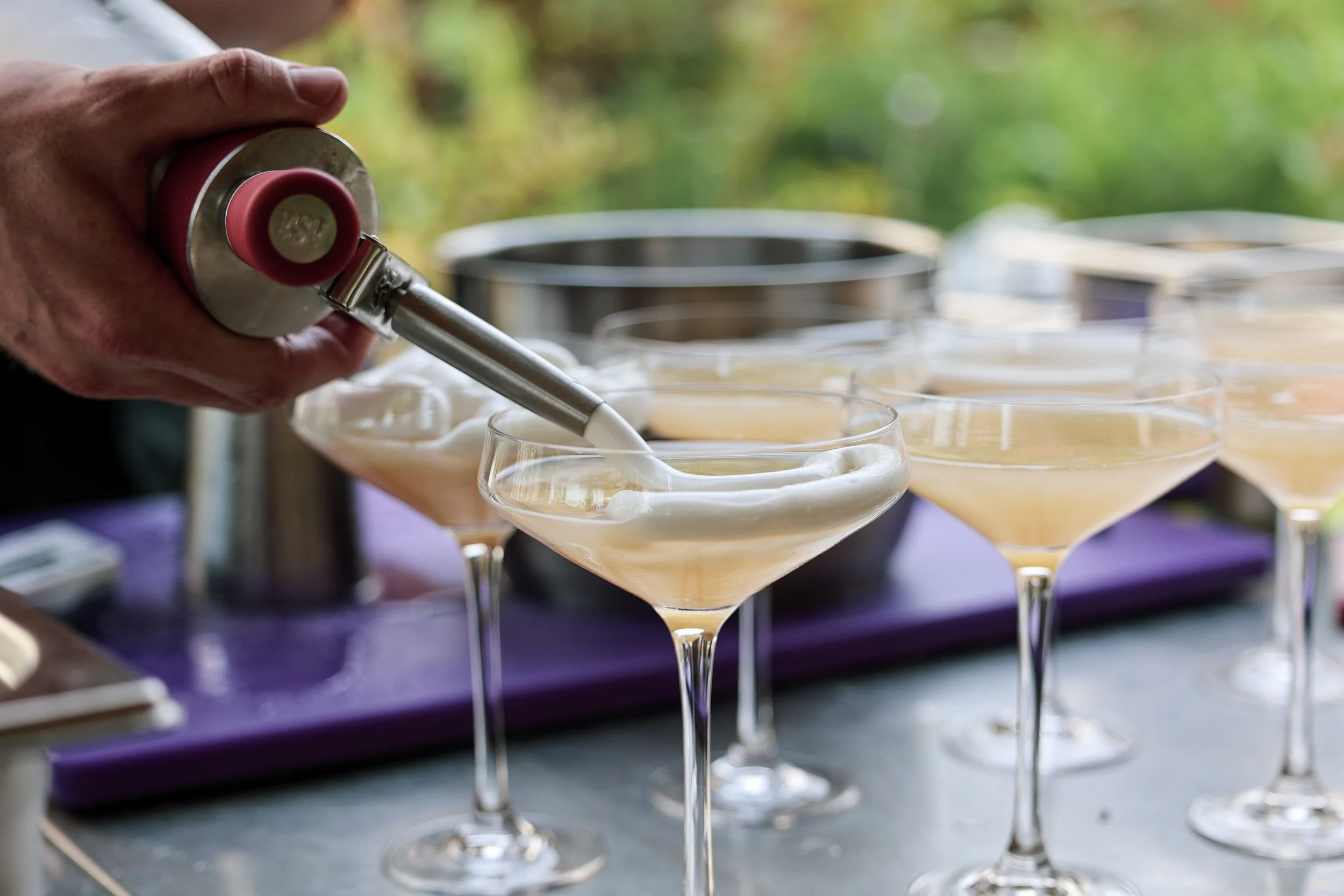 Shift Catering – Zoniën sour mocktail op basis van Geuze – voedselbos Zomersmaak – Sander Bautmans