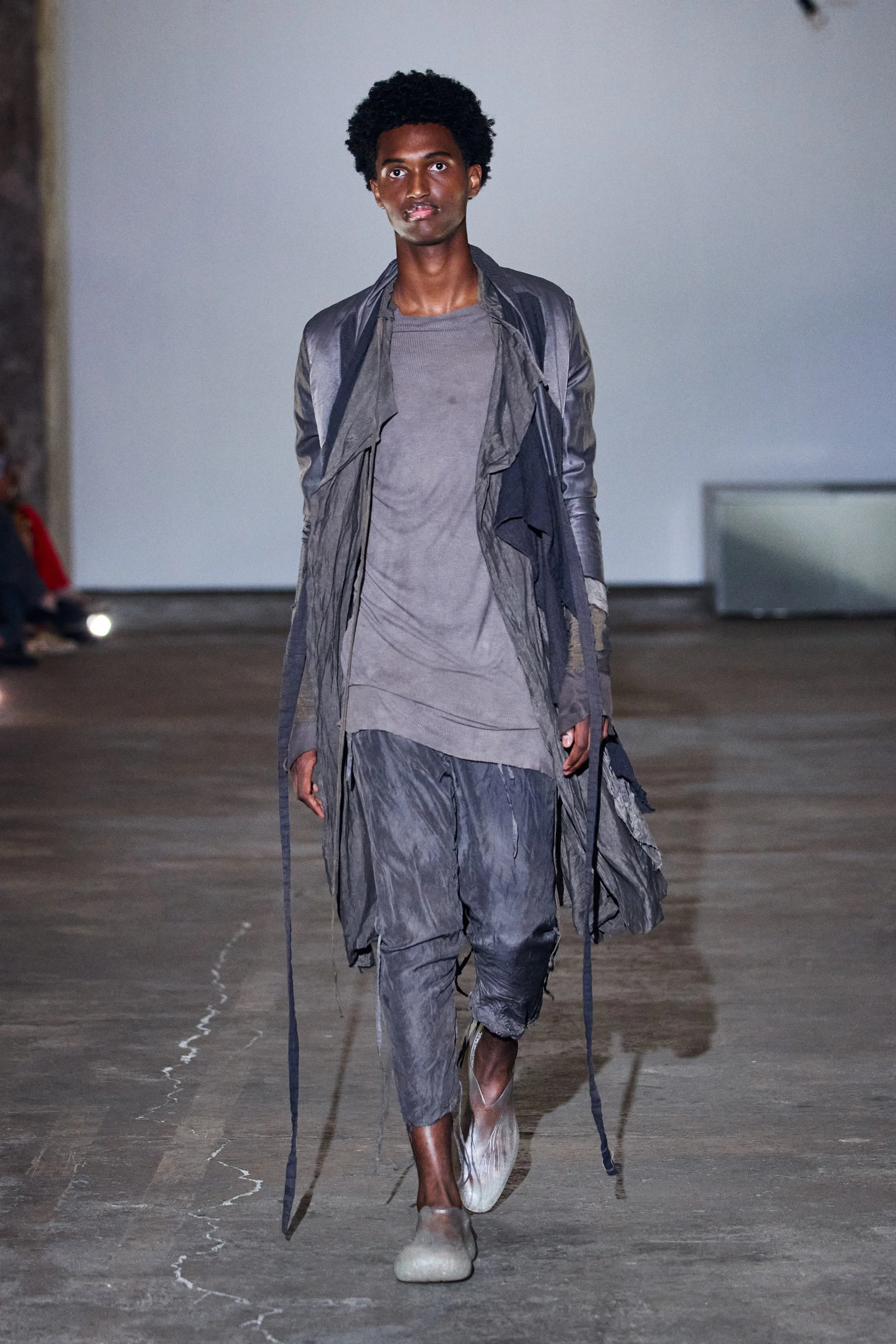 BerlinCurated_SS27_Runway15_by_Finnegan-Koichi-Godenschweger_for_BFW_2x3.jpg