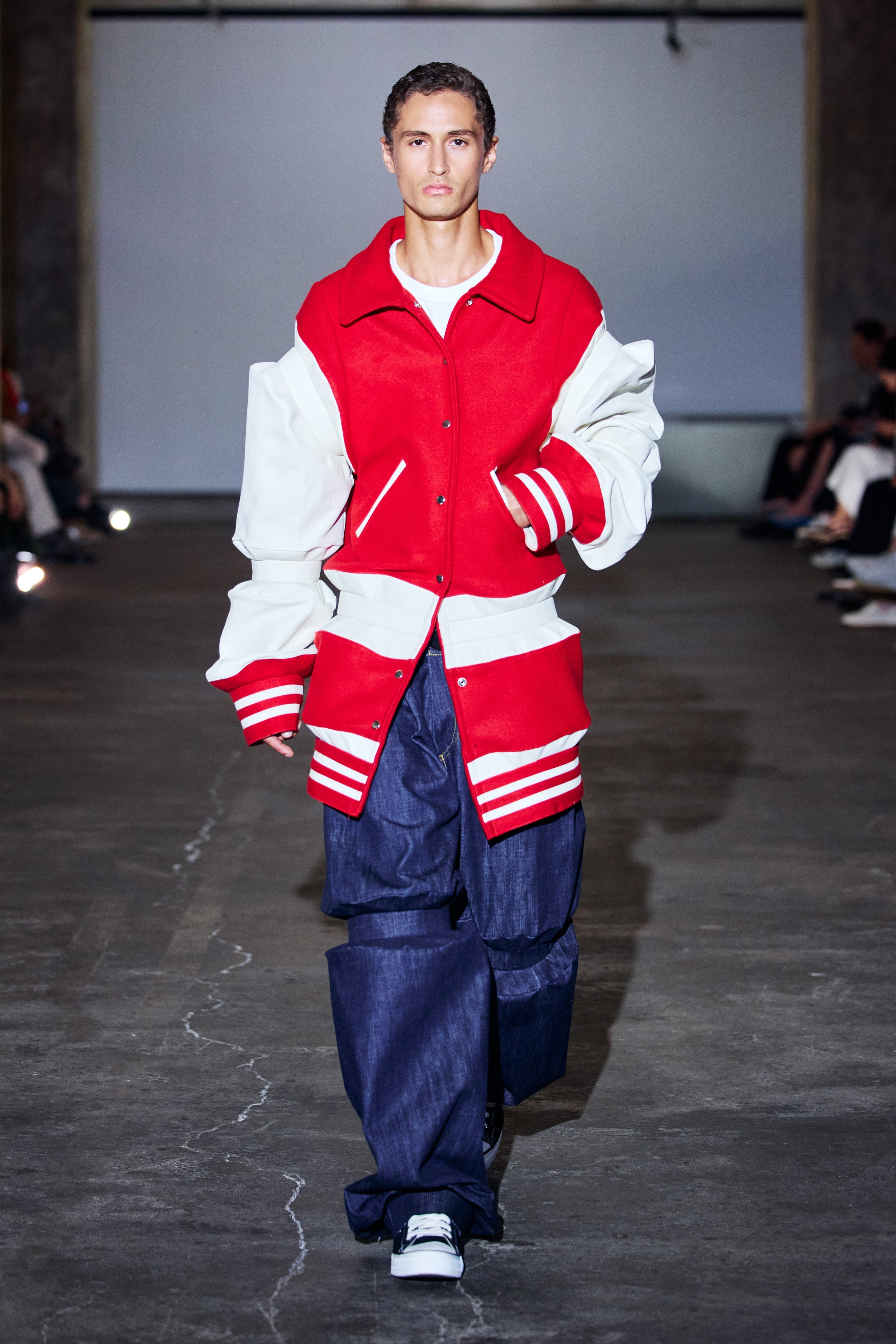 BerlinCurated_SS27_Runway3_by_Finnegan-Koichi-Godenschweger_for_BFW_2x3.jpg