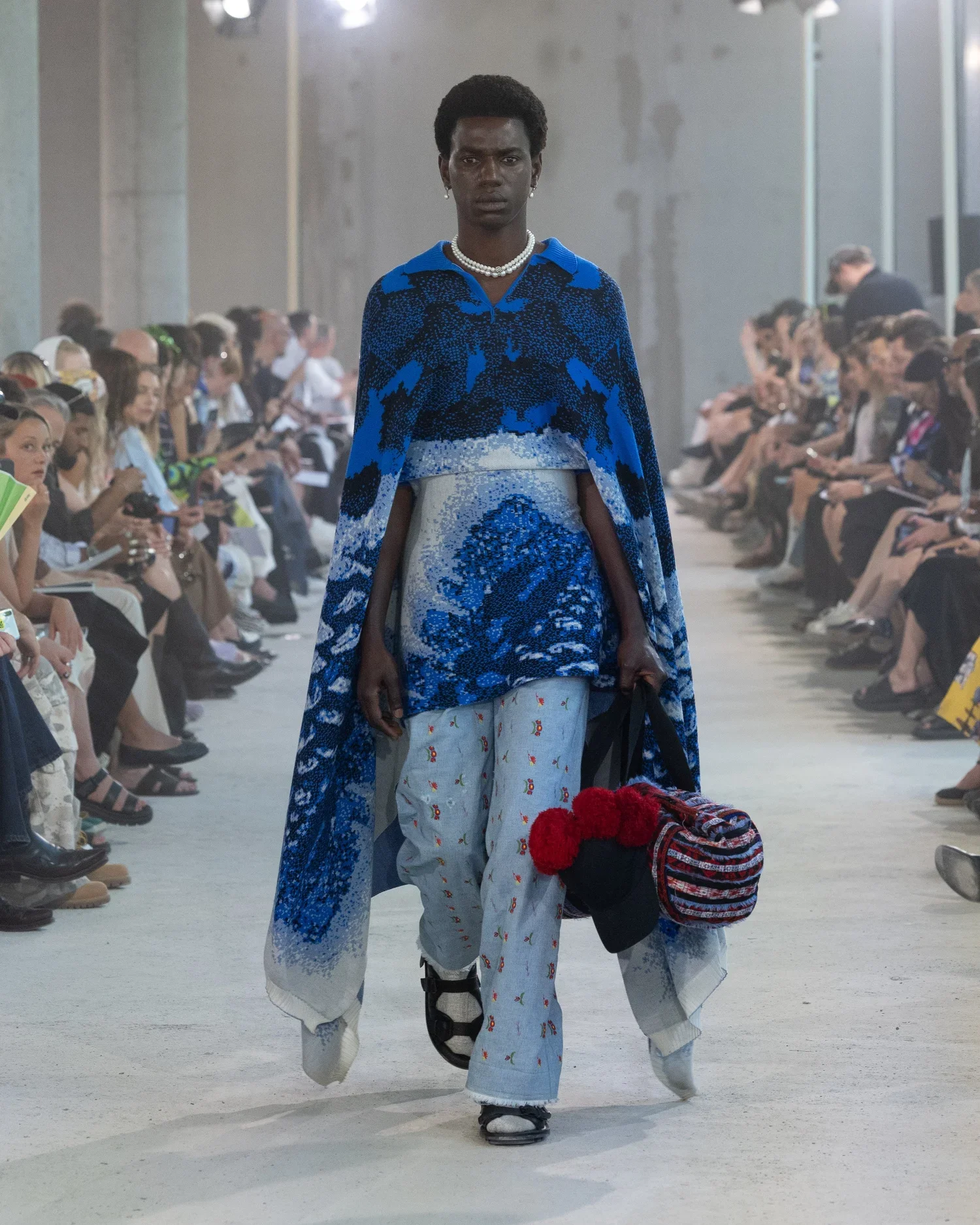 Berlin-Curated_SS26_Runway_by_Andreas-Hofrichter-16.webp
