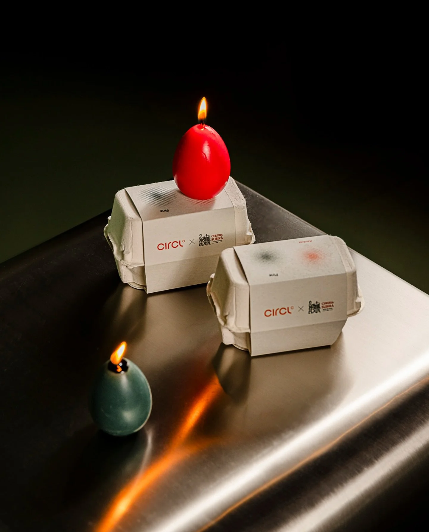 Why candles? / Per qu&egrave; espelmes?

Because Circl is about atmosphere, ritual, and intention.
That&rsquo;s why we collaborated with @cereriasubira a Barcelona-based brand rooted in craft and tradition.

Handmade candles in two scents:
deep amber
