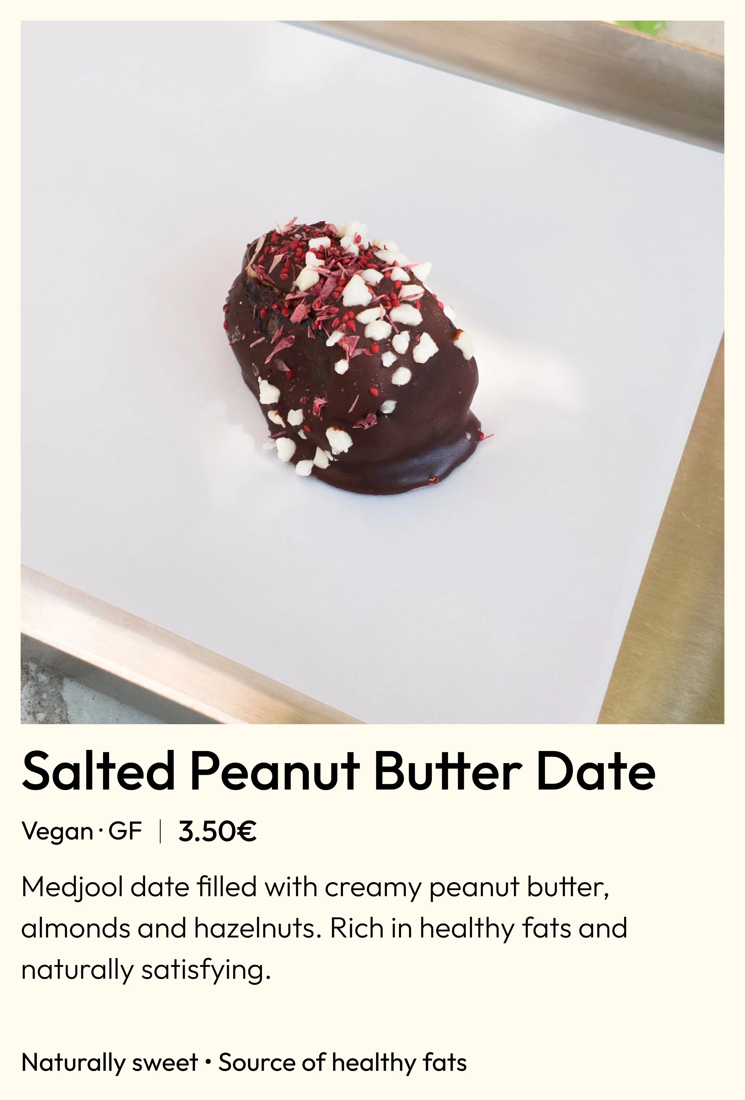 Salted Peanut Butter Date – vegan, gluten-free Medjool date with peanut butter and chocolate at Circl, Barcelona
