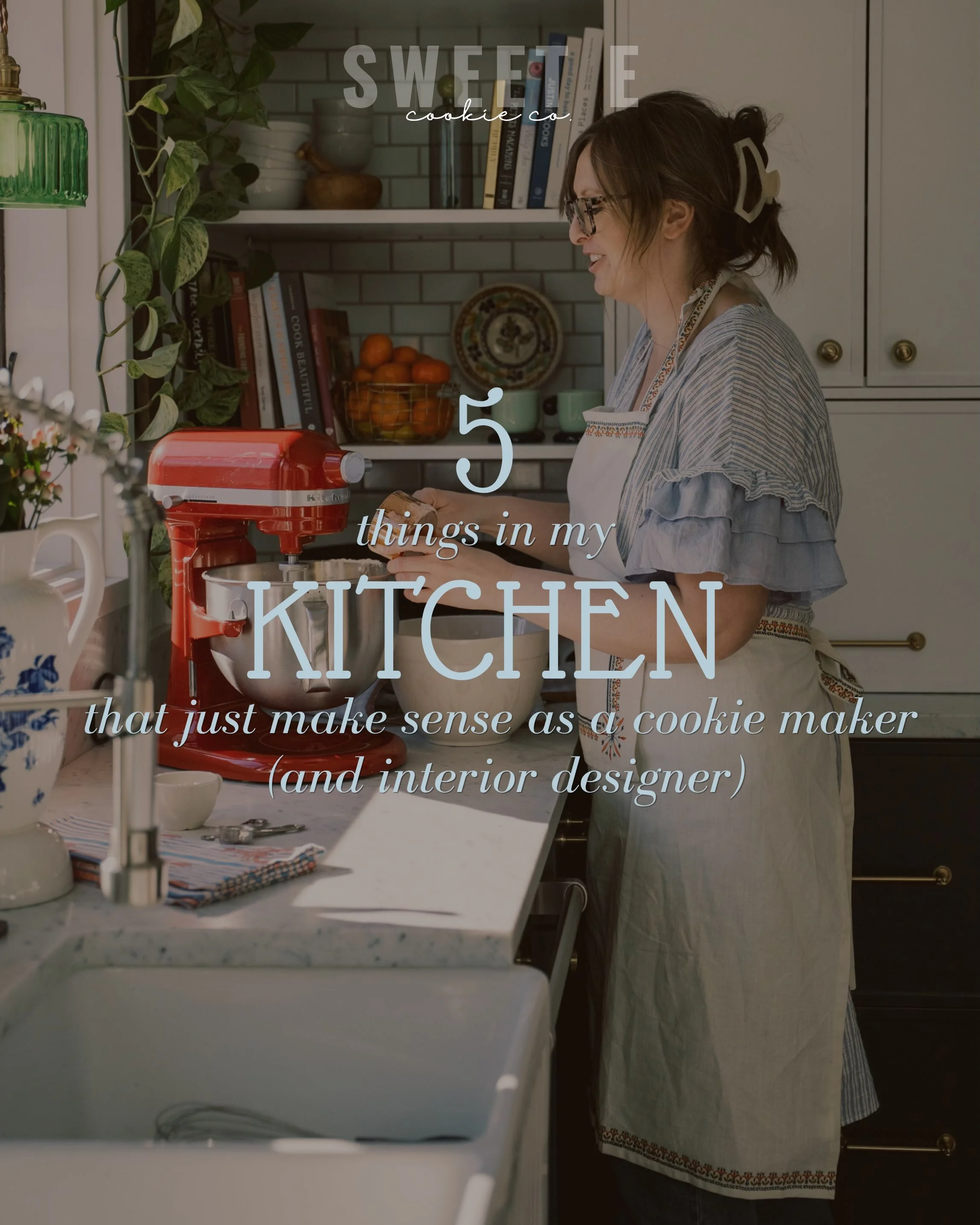 While I wasn&rsquo;t making cookies when I had the opportunity to design my kitchen, but here are 5 things in my kitchen that make sense and are extra helpful for this business ➡️

No white or beige around here! A bold color adds energy and an unexpe