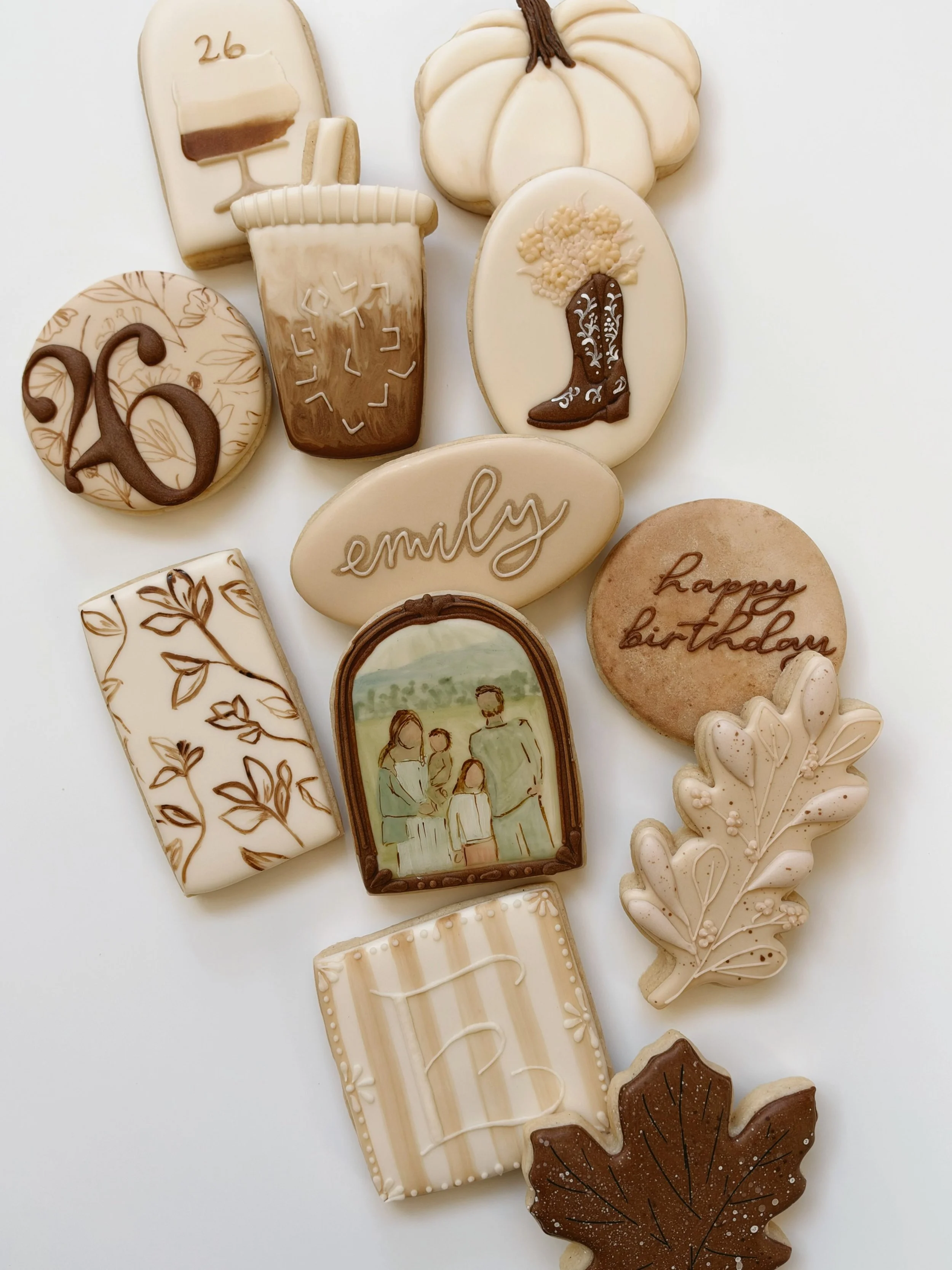 There&rsquo;s not a lot more special than a commissioned personalized set of cookies for your birthday 🤍🤎 booking into November and December! If you&rsquo;ve got an event, birthday, shower coming up, now is the time to inquire as the holiday season