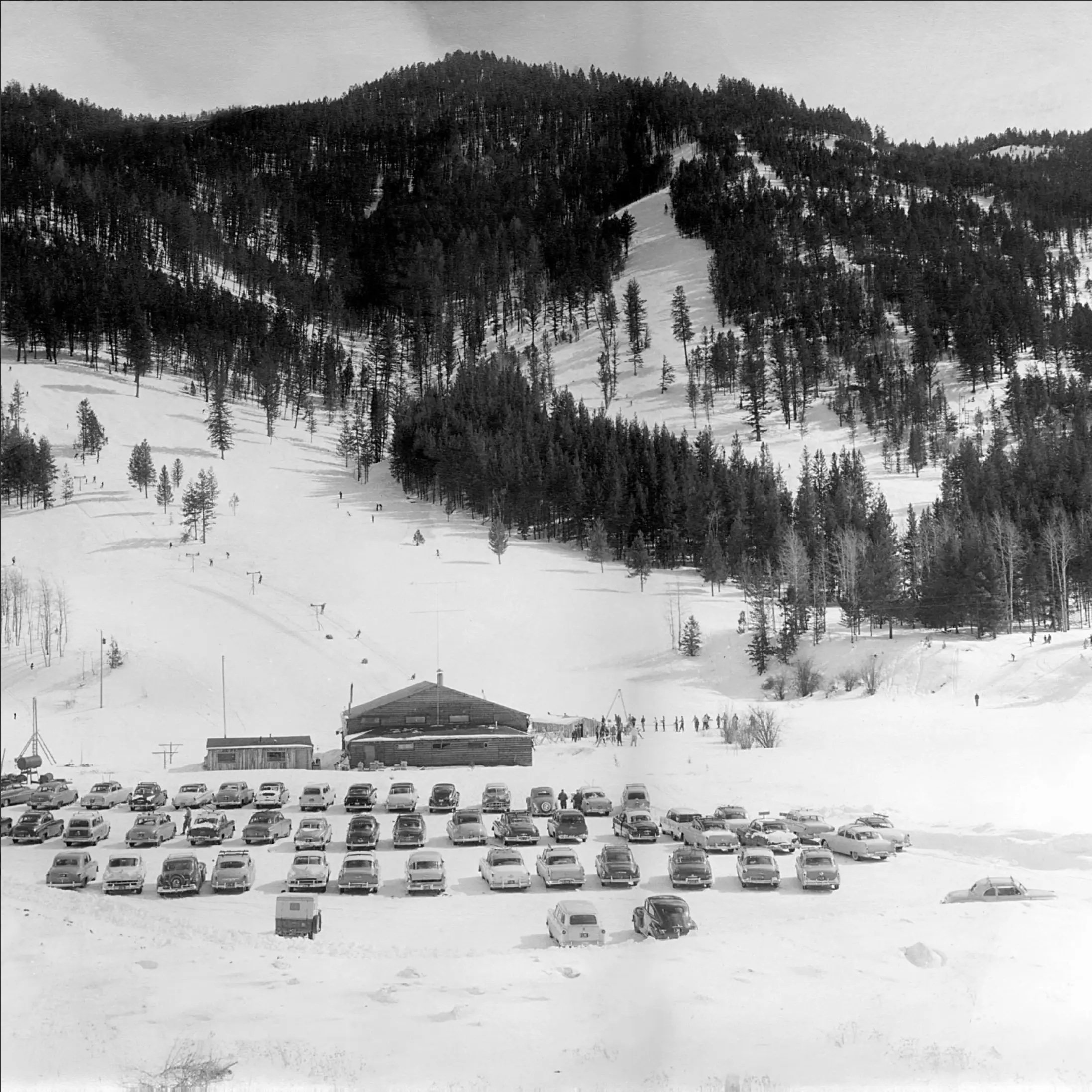 VictorSkiHill.jpg