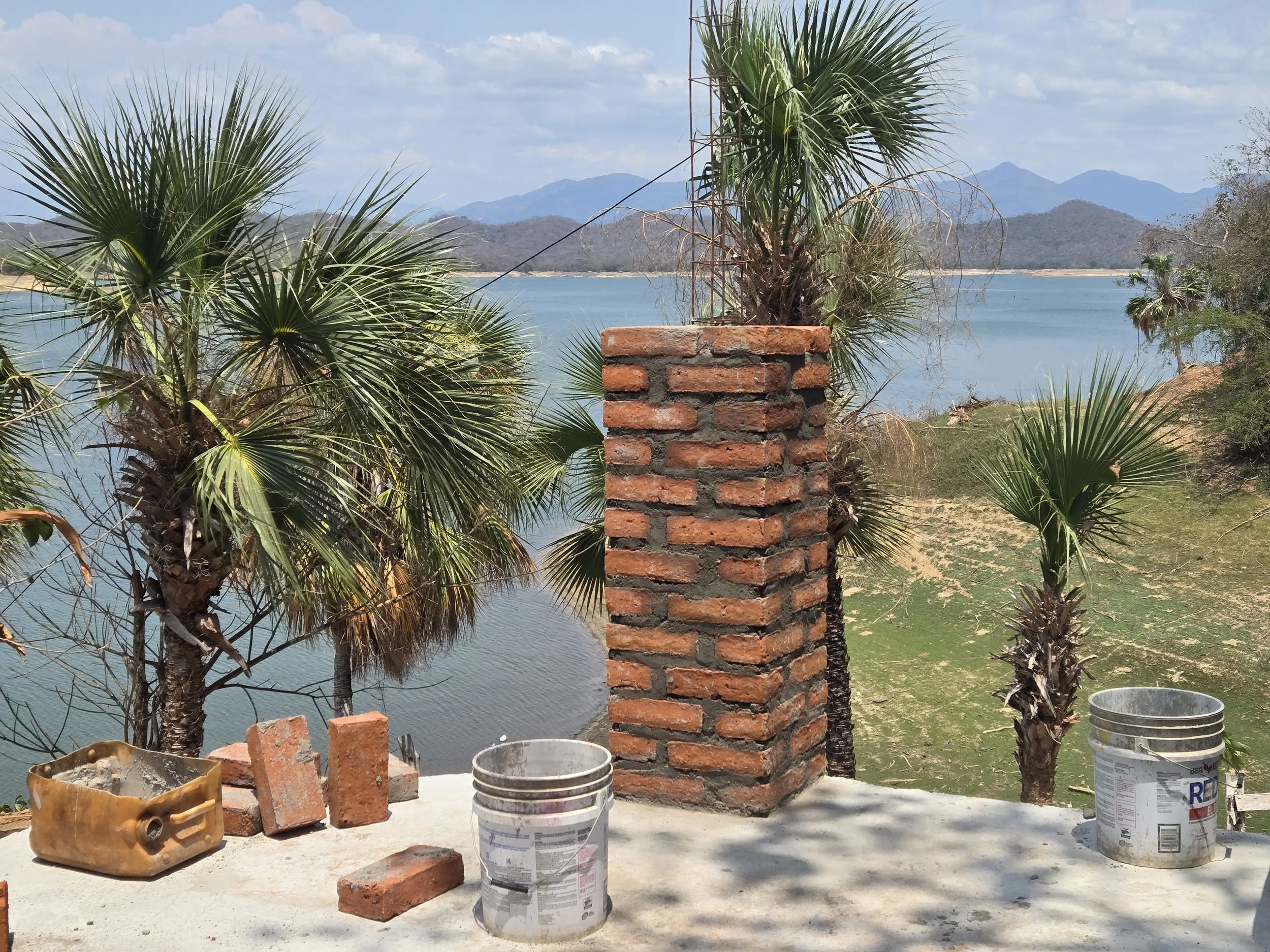 Extending the kitchen area for a wood fired pizza oven, BBQ grill, comal and smoker will go
