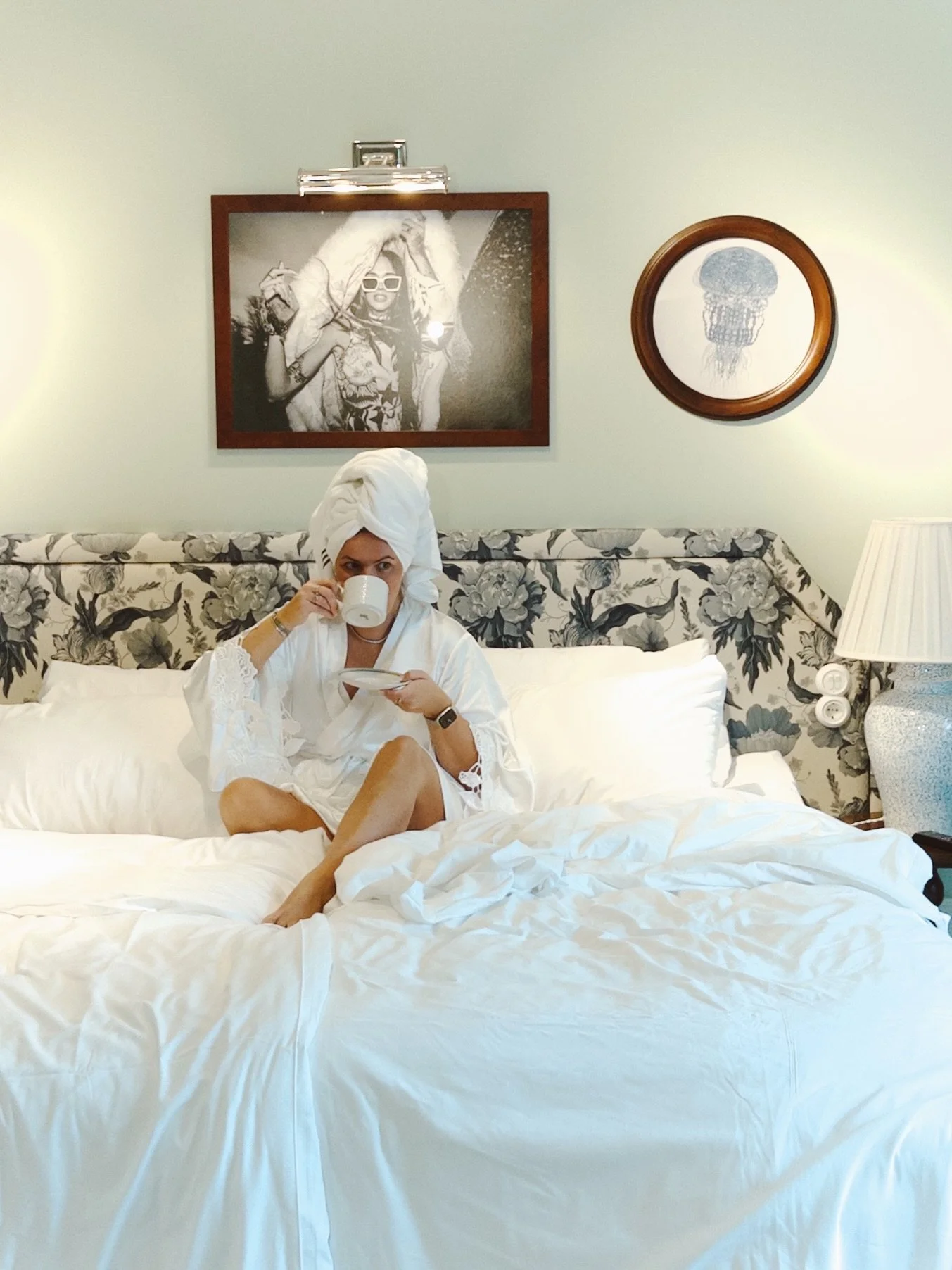 Mellemdags-rullen📸

Julen er pakket ned og v&aelig;k med et k&aelig;rligt &ldquo;tak for i &aring;r og p&aring; gensyn&rdquo;. Sikke en s&aelig;son det har v&aelig;ret. Som en tornado af gode ting, der endnu ikke helt har bundf&aelig;ldet sig. 

Og 