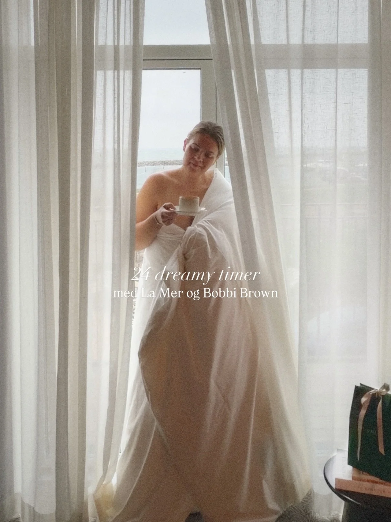 annonce &bull; 30 helt magiske timer med @lamer og @bobbibrown 🌊

Med @polestarcars fra K&oslash;benhavn til ny&aring;bnede @roxresort, som jeg ikke har bes&oslash;g f&oslash;r, men som opfyldte alle mine getaway-dr&oslash;mme. Indretningen, viben, 