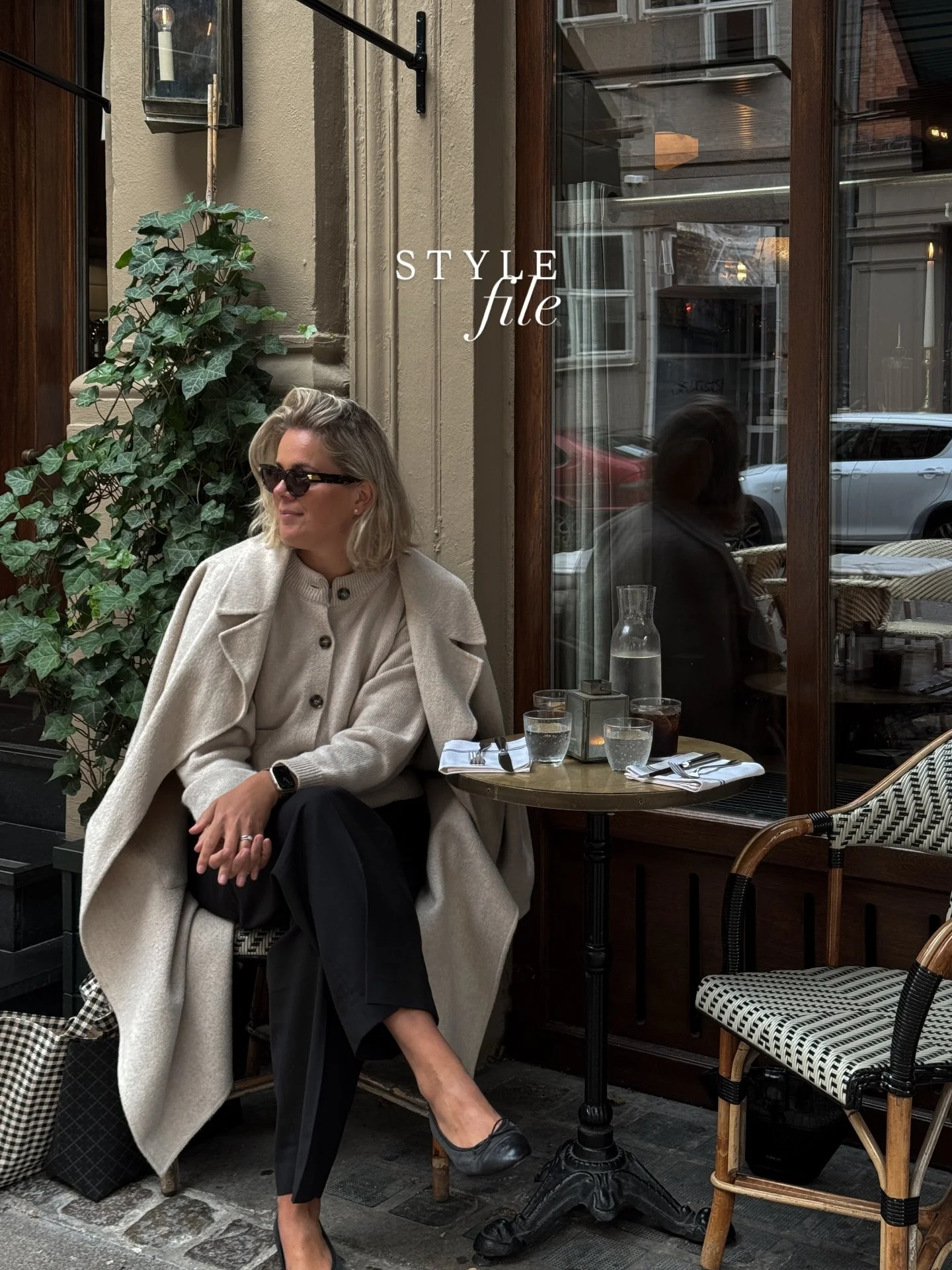 HAR I EN FAVORIT? ❤️ 

N&aring;r man laver det jeg laver, ender man pludselig med et helt arkiv over outfits og egen stil - en slags &ldquo;style file&rdquo;. Det her er 20 af mine egne favoritter. Dem jeg har det bedst i. Dem jeg gentager igen og ig