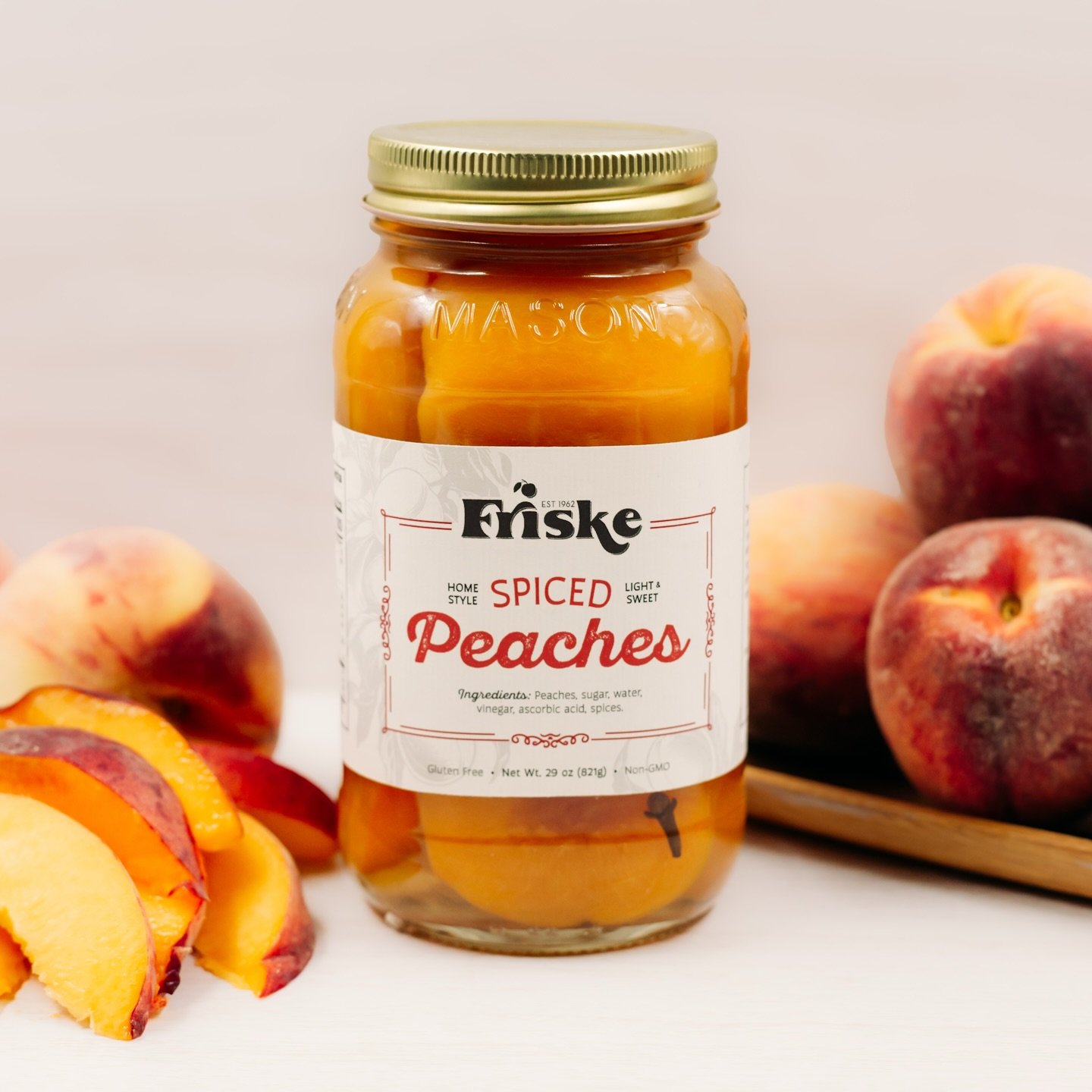Fresh from the farm, dressed to impress.

Grateful to work with Friske, thoughtfully wrapping products in labels that match the quality inside.

pc: @friskefarmmarket