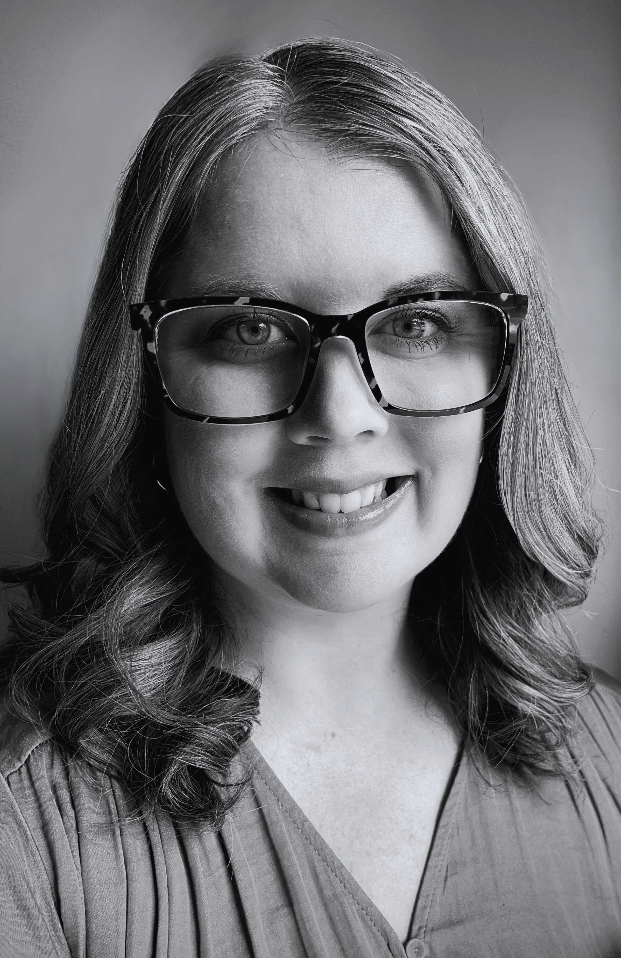 Bio | Discover Spooky Stories Now — Gwenna McAllis, Writer of ...