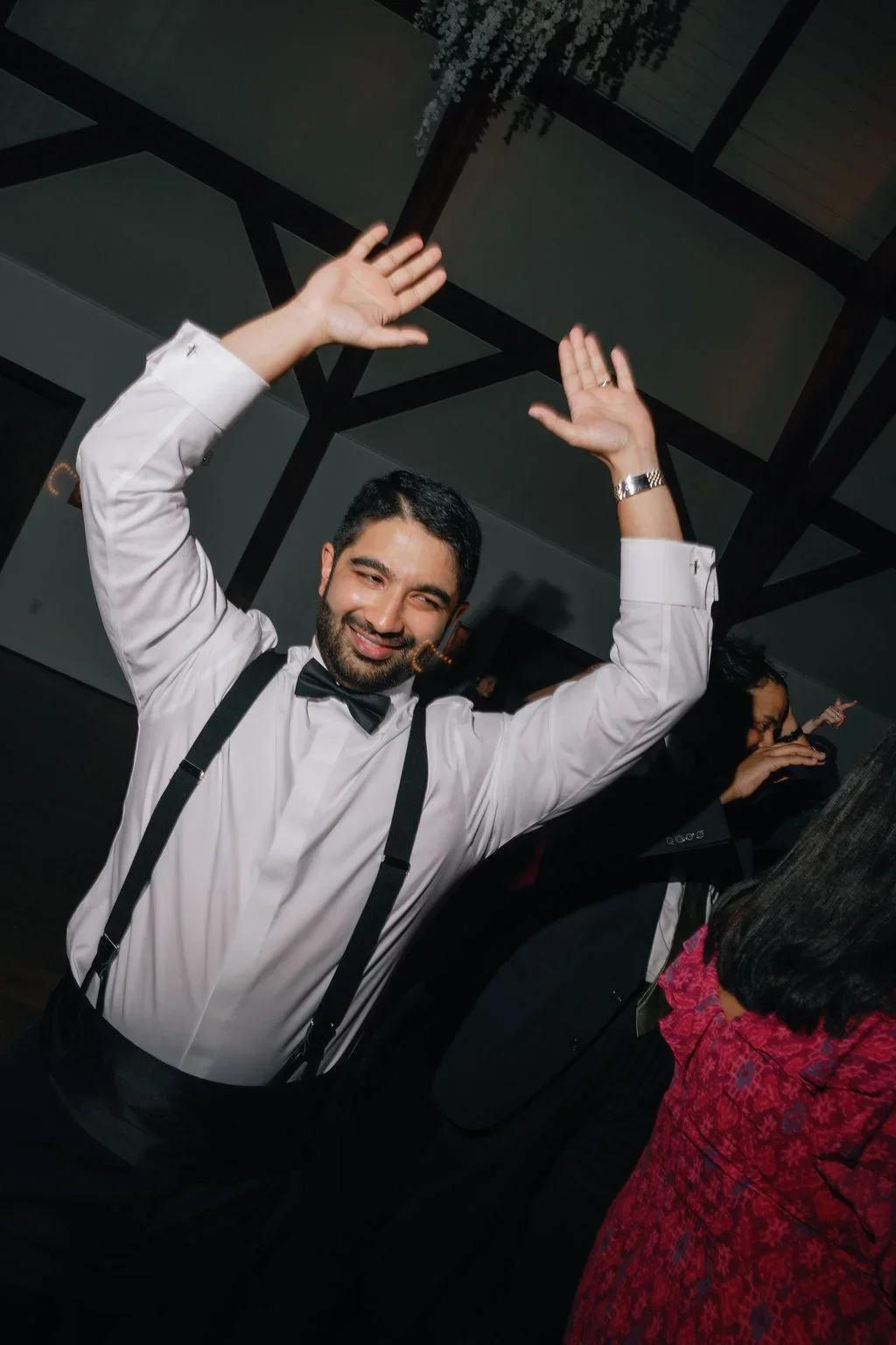 Guests on the dance floor during a lively NYBG Stone Mill reception, elevated by Aria Melody DJ's music selections.