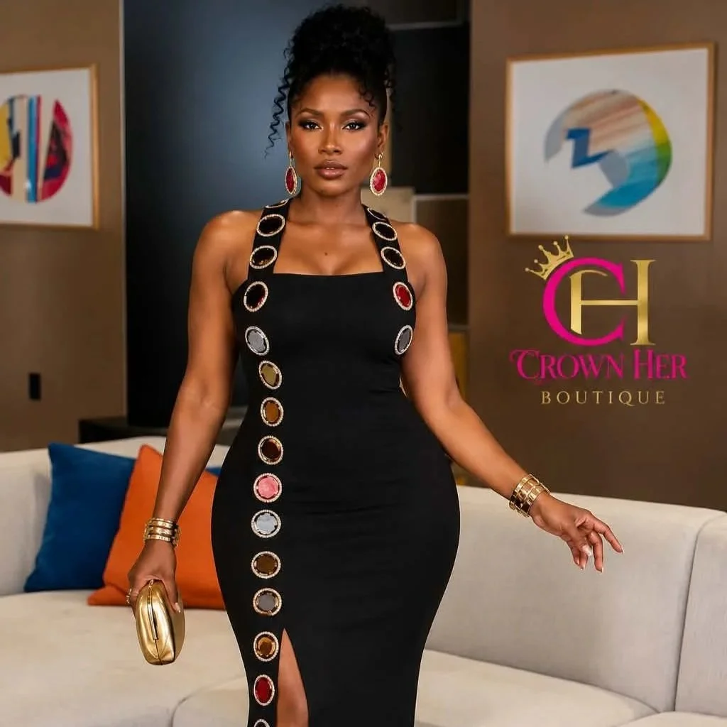 Queen Rocking that Arabian Black Dress