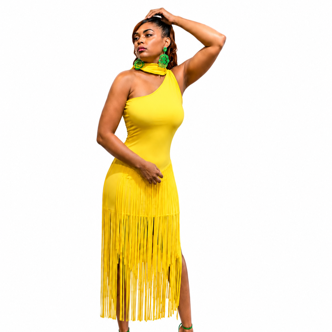 Queen Rocking that Sunflower Maxi Dress
