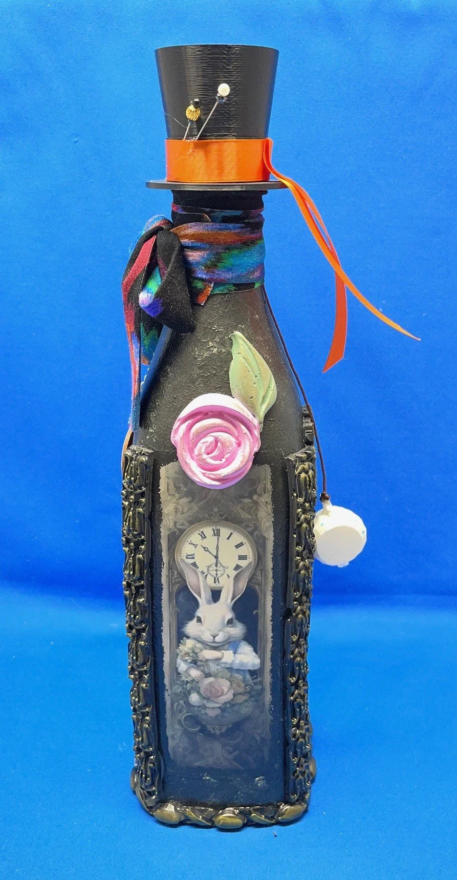 Fantasy Bottle Alice 3x13 Side4.jpeg