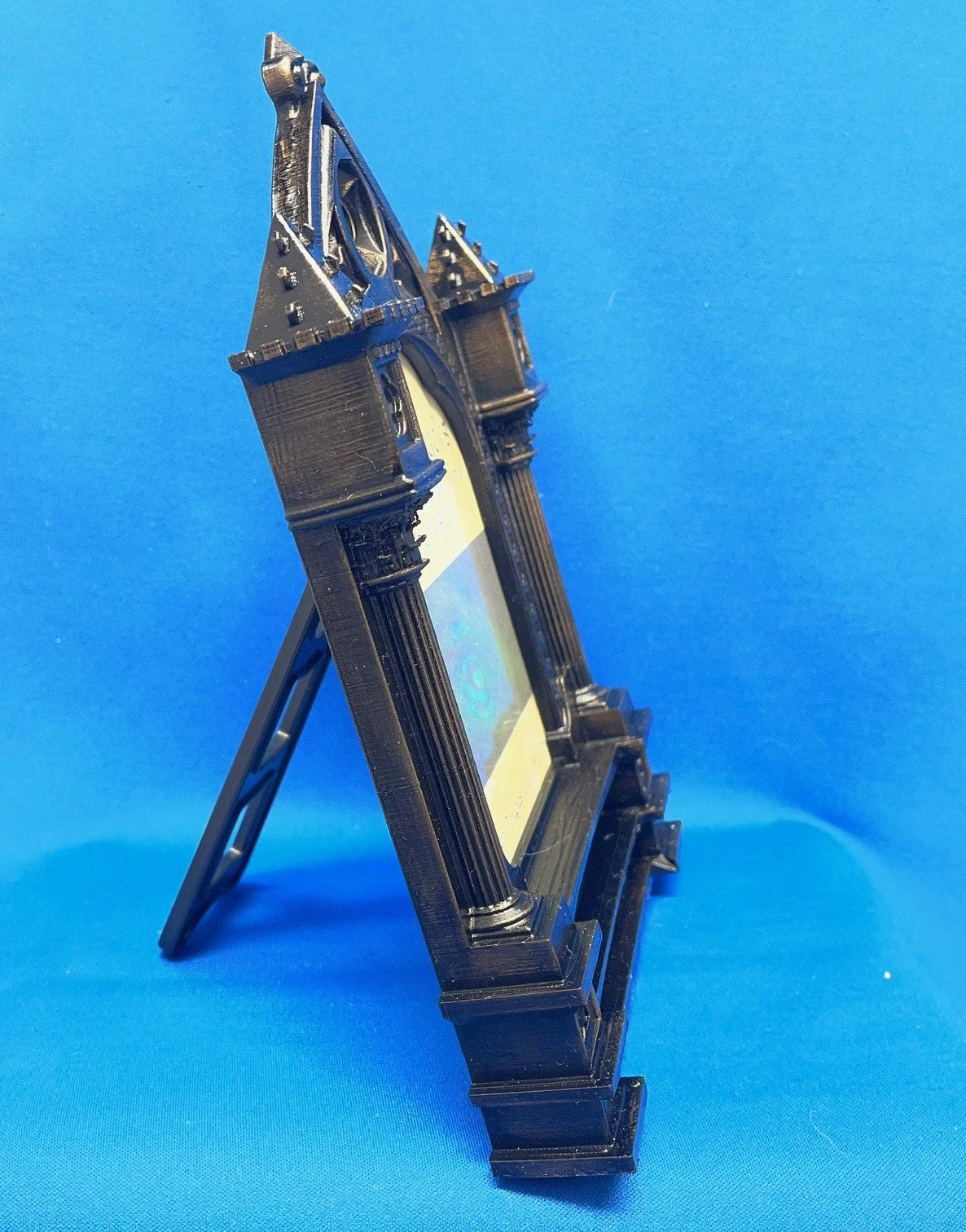 Gothic Frame 6x9 Black-Brass.Side-jpeg.jpeg