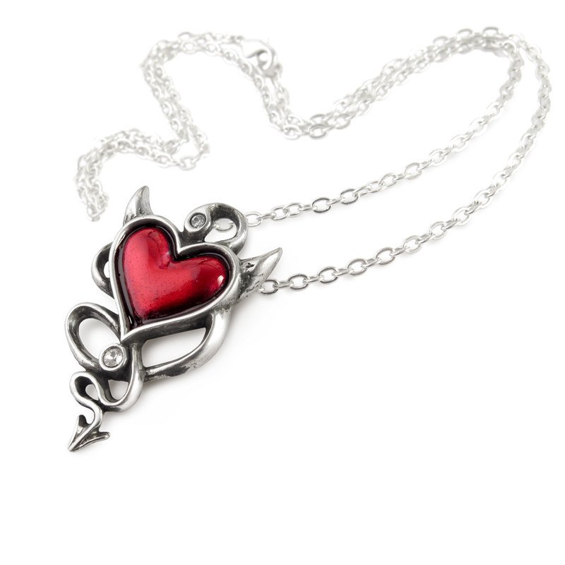 ULFP20 Devil Heart Pendant 2.jpg