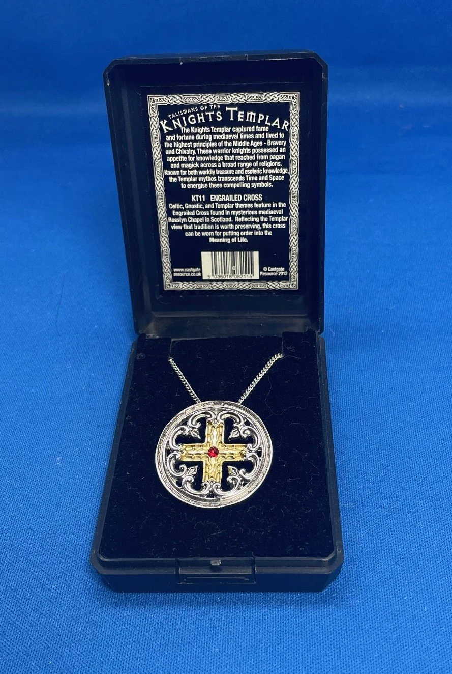 KT11 Templar Engrailed Cross Pendan 2t.jpg