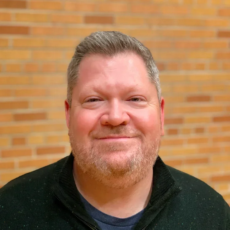 Photo of Shaun Halland