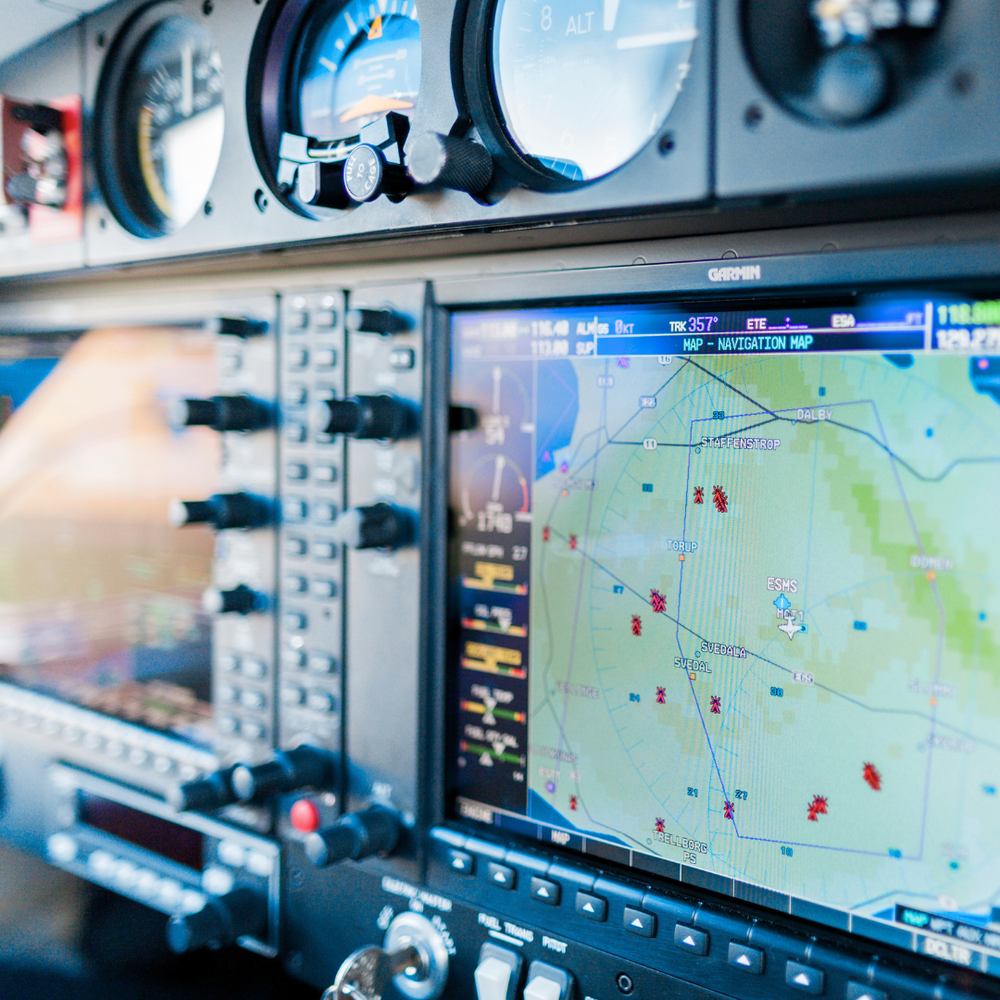 Sebastian Communication | Avionics & Aircraft Instrument Panel ...