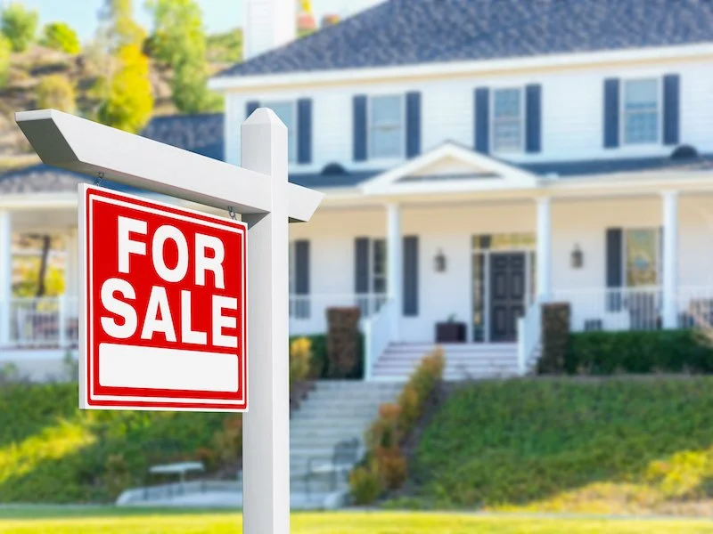 Is Now the Time to Buy Real Estate in Ontario? 2025 Market Analysis