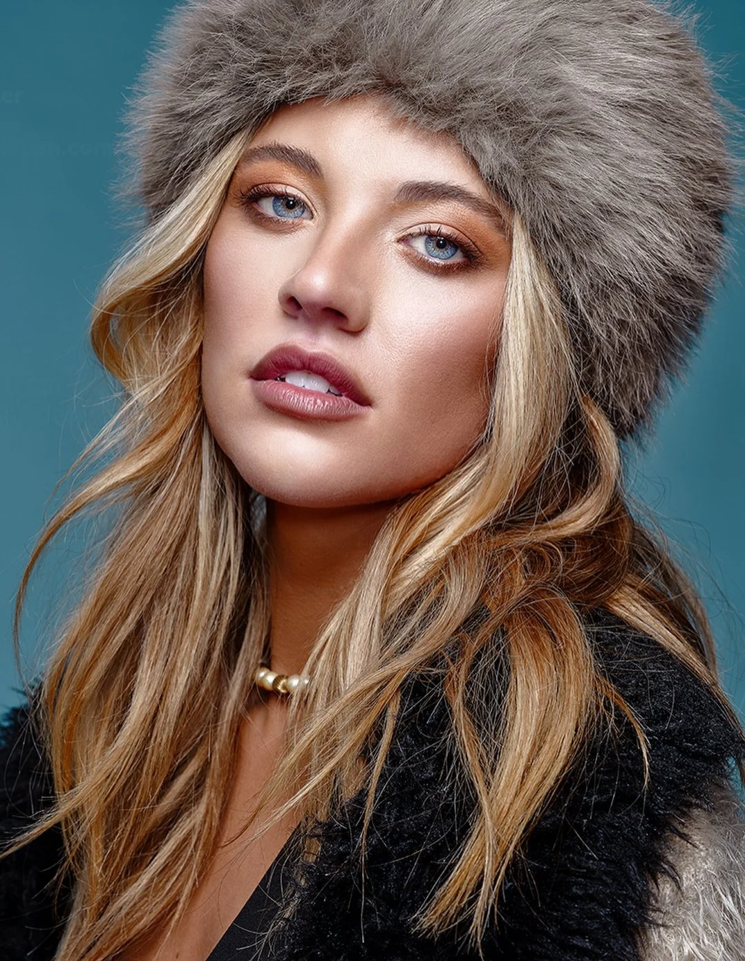 Model @kkylieeejo 
@amarillomodels  Agency
@_madison_layah_makeup  MUA
@craigstidham Photographer 
#craigstidham
#amarillomodels

Gear used:
@parabolixlight 35d
@fujifilmx_us GFXs
@savageuniversal 
@captureone 

BEST CAMERA STORE! Family owned 
@robe