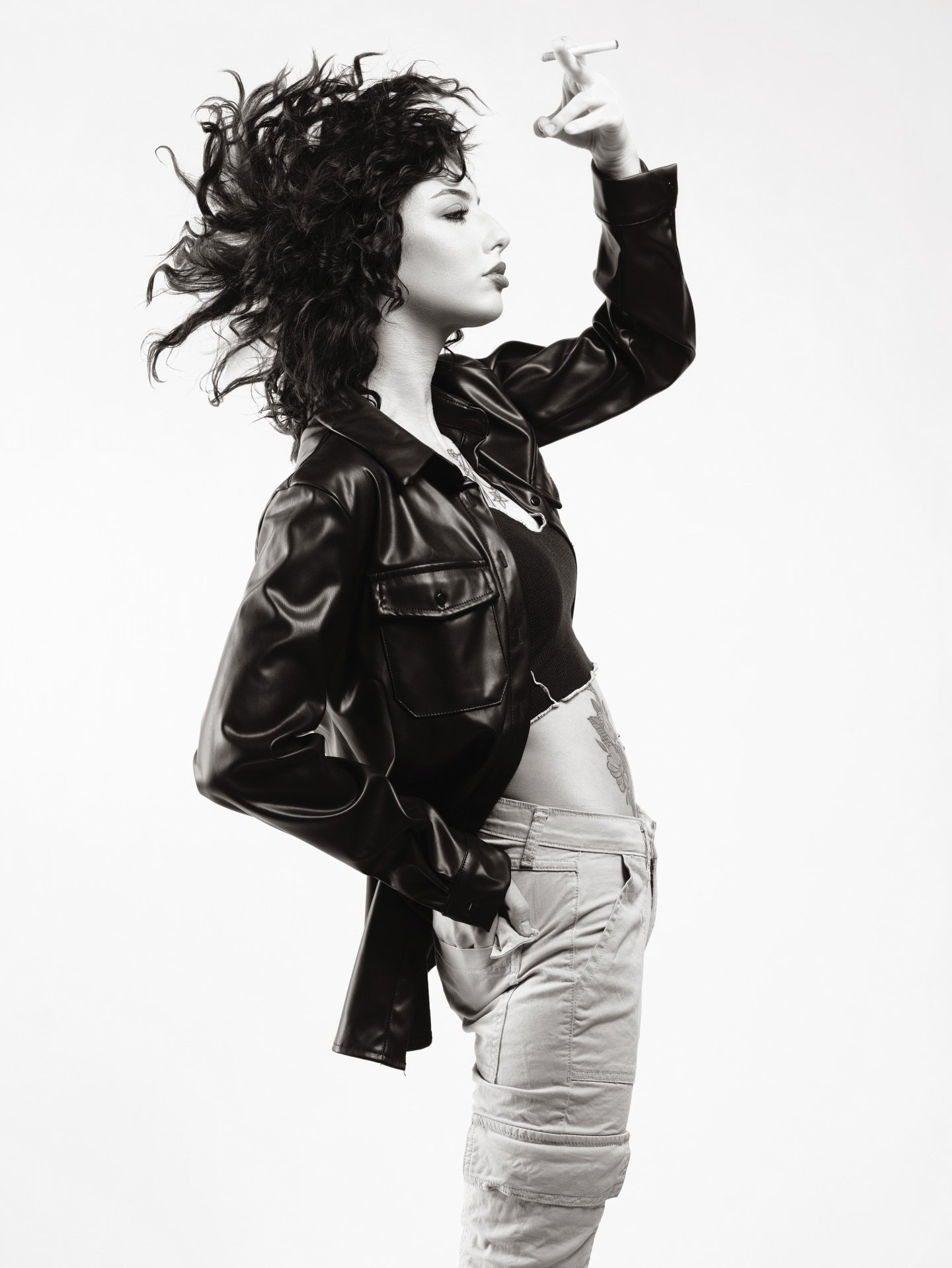 THE MODERN MUSE
Model: @reginaquinn_13 
Agency: @amarillomodels 
Photo: @craigstidham 

Gear:
@parabolixlight 45
@savageuniversal 
@captureone 
@tethertools 
@fujifilmx_us