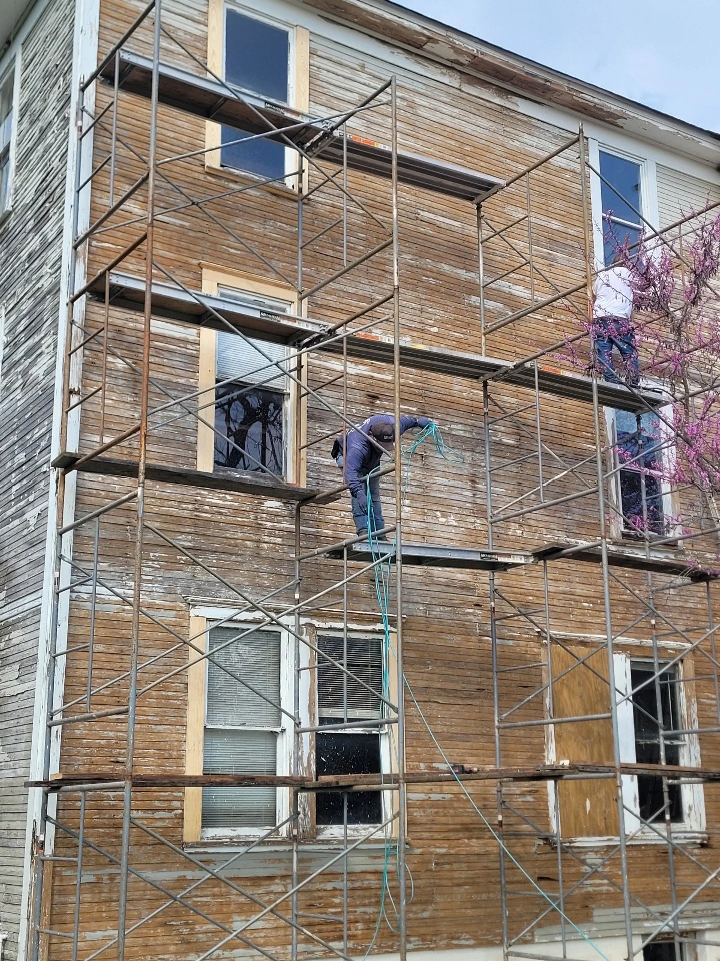 Restoration Begins at Louisiana Hall