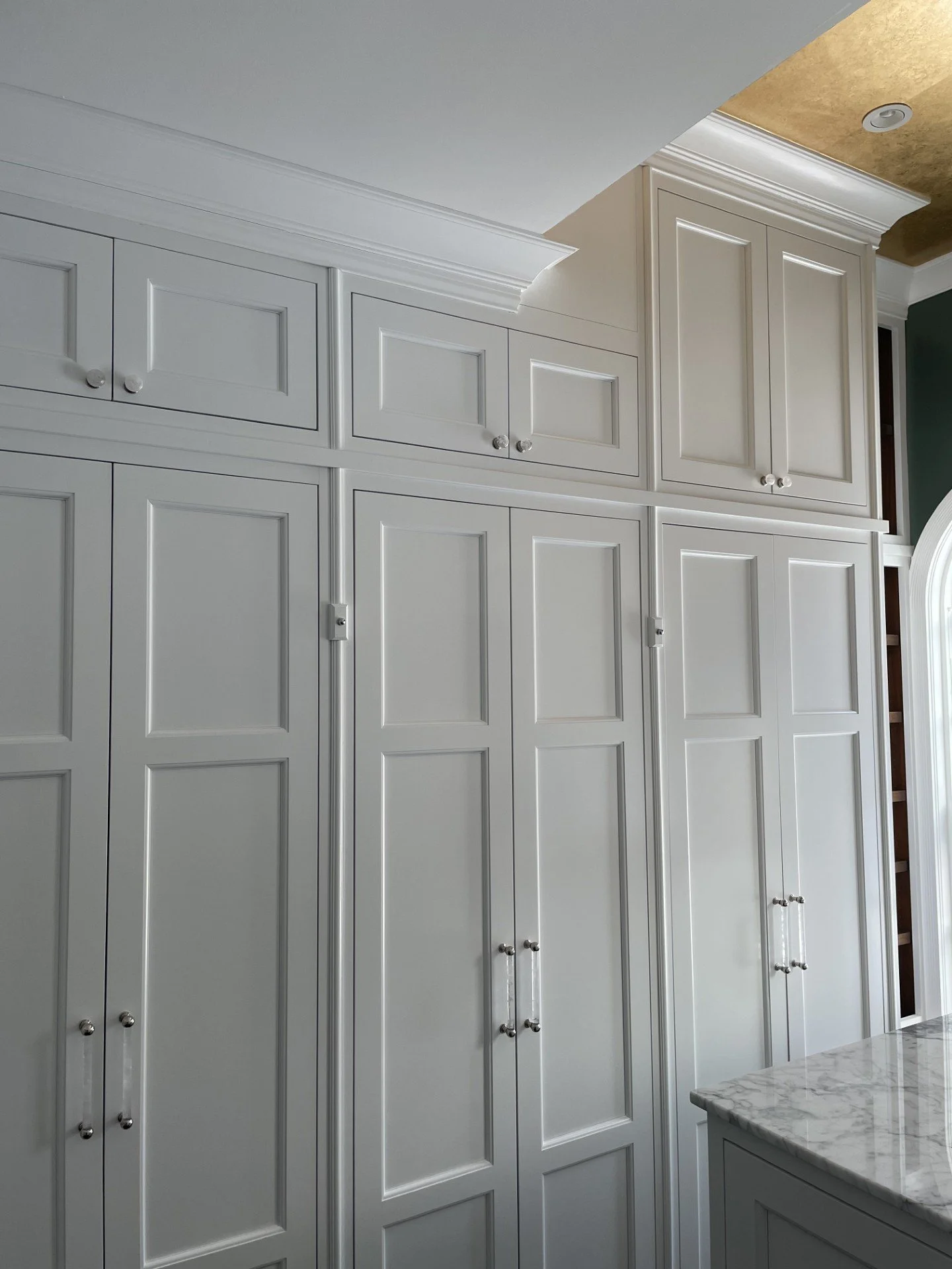 Closet18.jpg