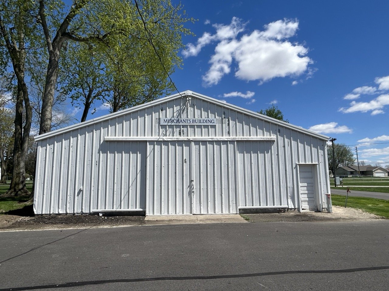 NEW Merchant Building