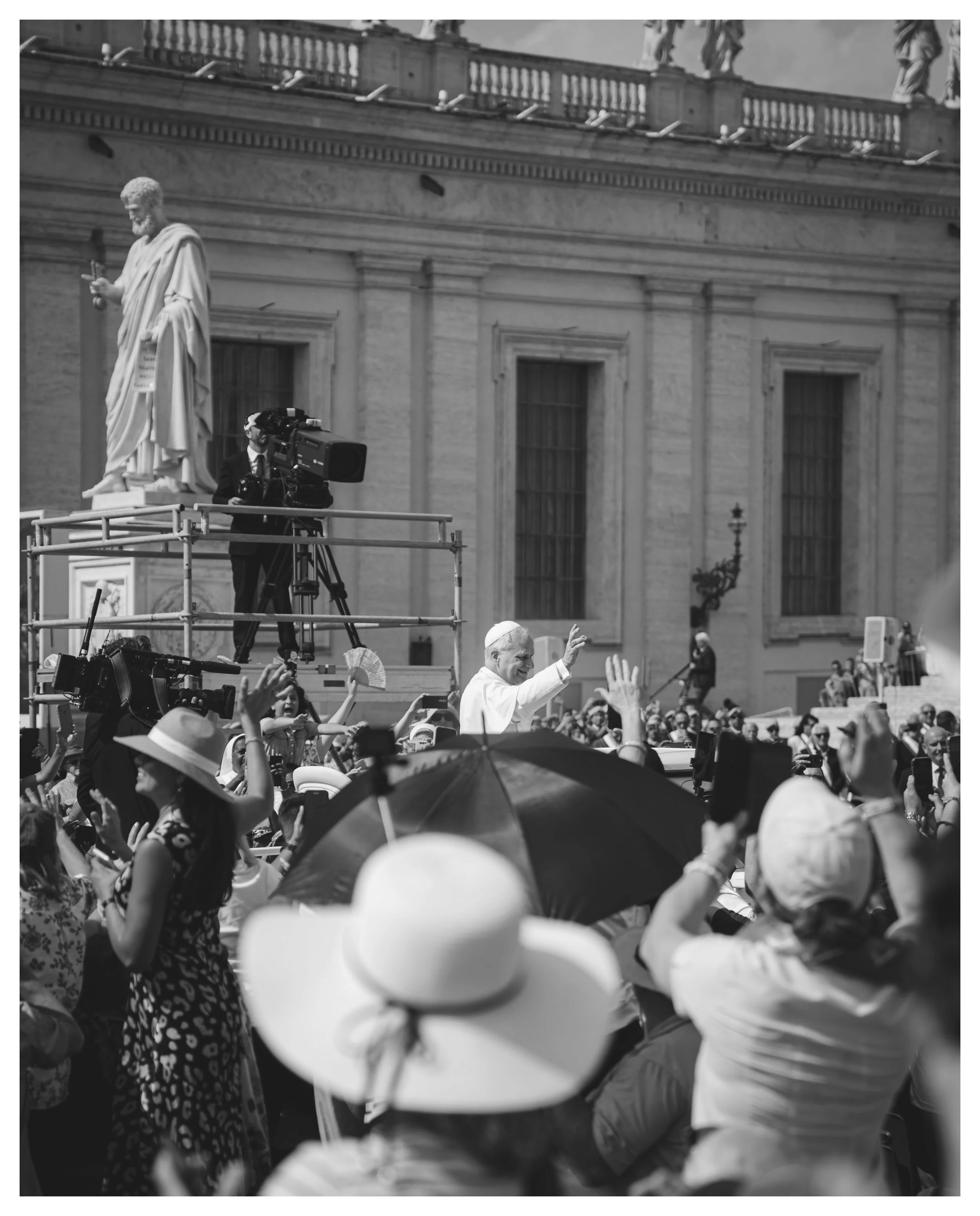 popeleo3 copy.jpg