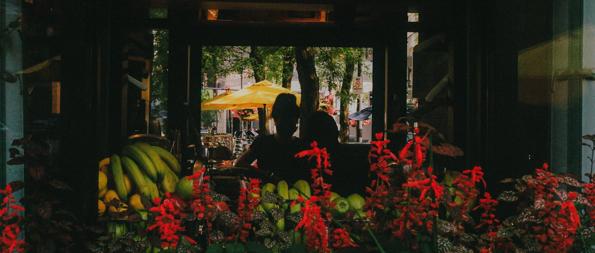 CHICAGO STREET CART — Small 24×56cm, 15 of 15 remaining — Medium 40×94cm, 9 of 10 remaining — Large 50×117cm, 5 of 5 remaining