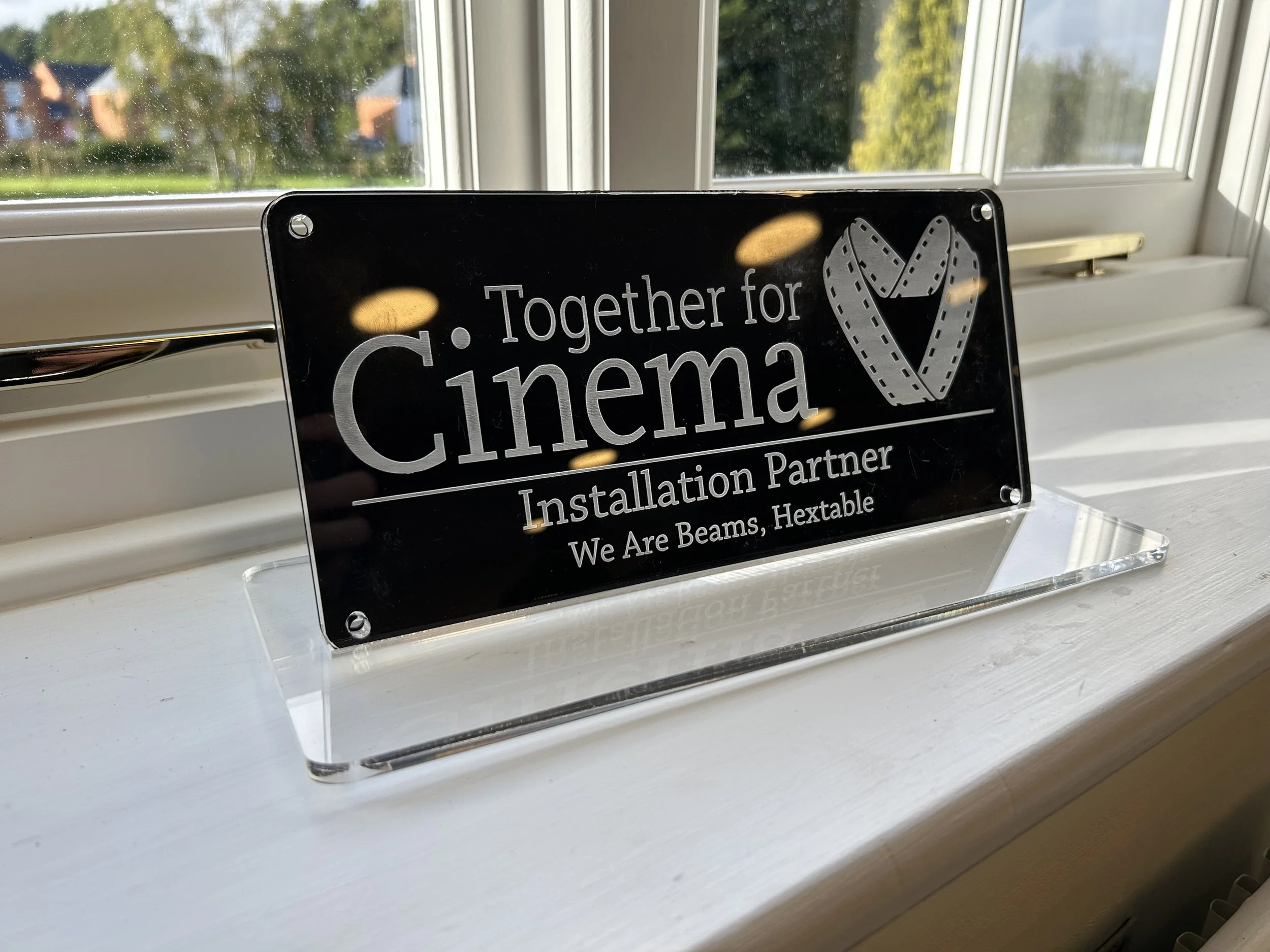 Ideaworks &amp; Together for Cinema: Creating a Cinema Space at We Are Beams