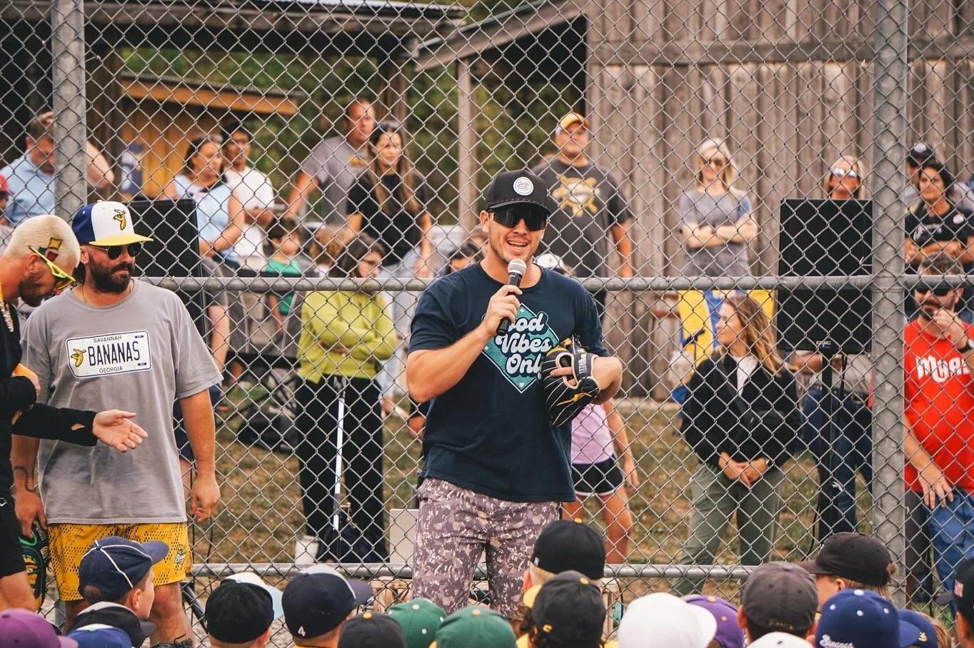 I will always be passionate about teaching the next generation the game I love. Seeing Pittsburgh for the first time has been incredible. I can&rsquo;t wait to play here this weekend! 

#pittsburgh #baseball #savannahbananas